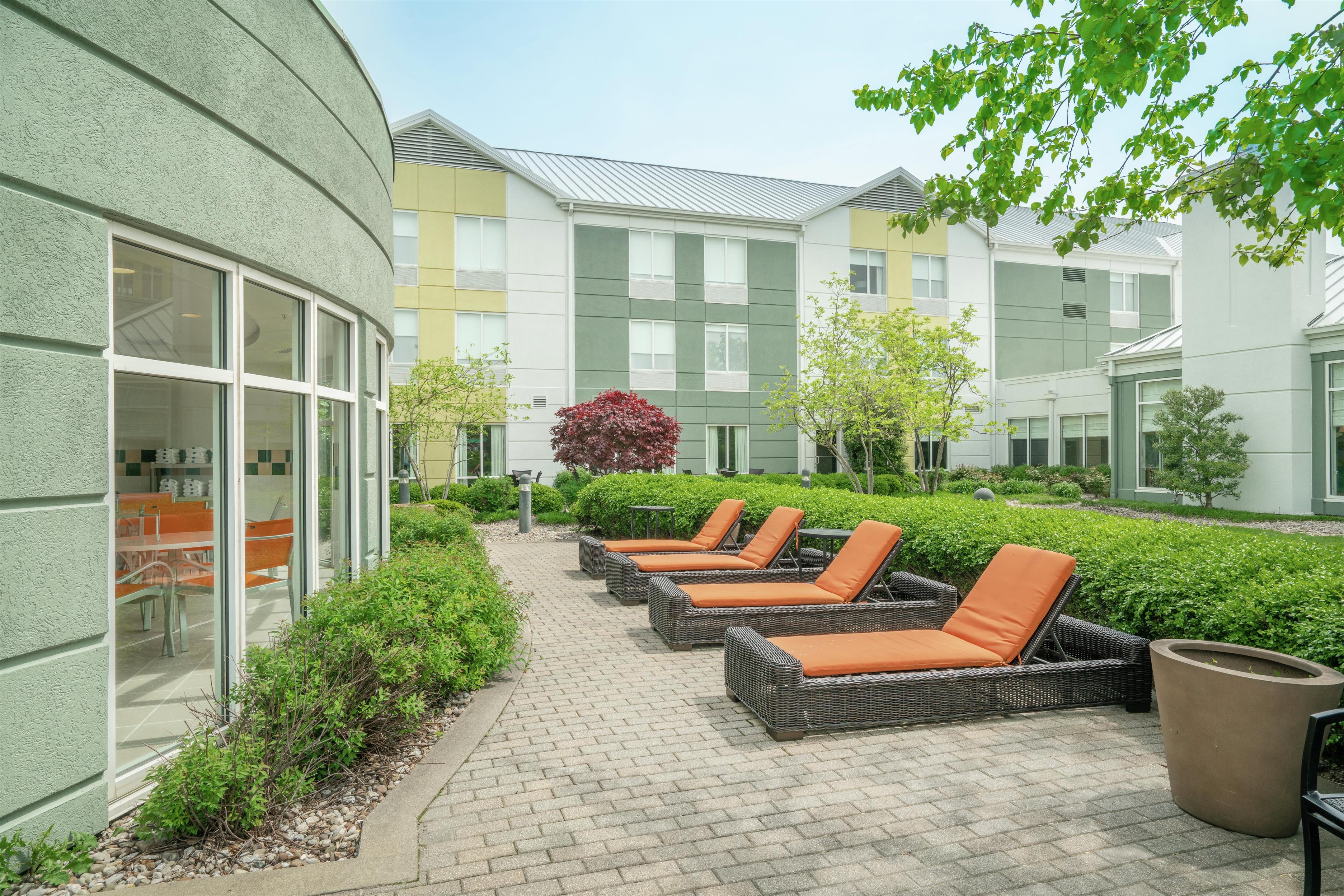 Exterior | Hilton Garden Inn Louisville East