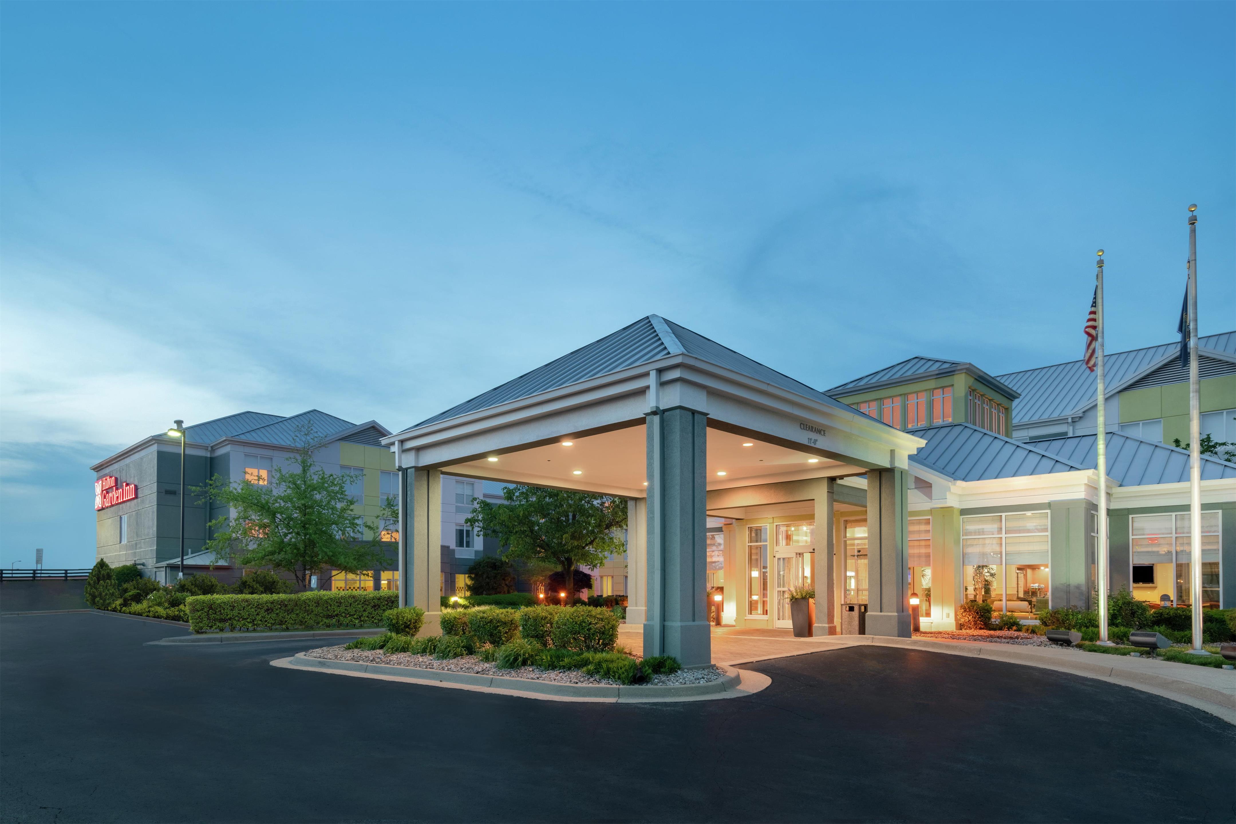 Exterior | Hilton Garden Inn Louisville East