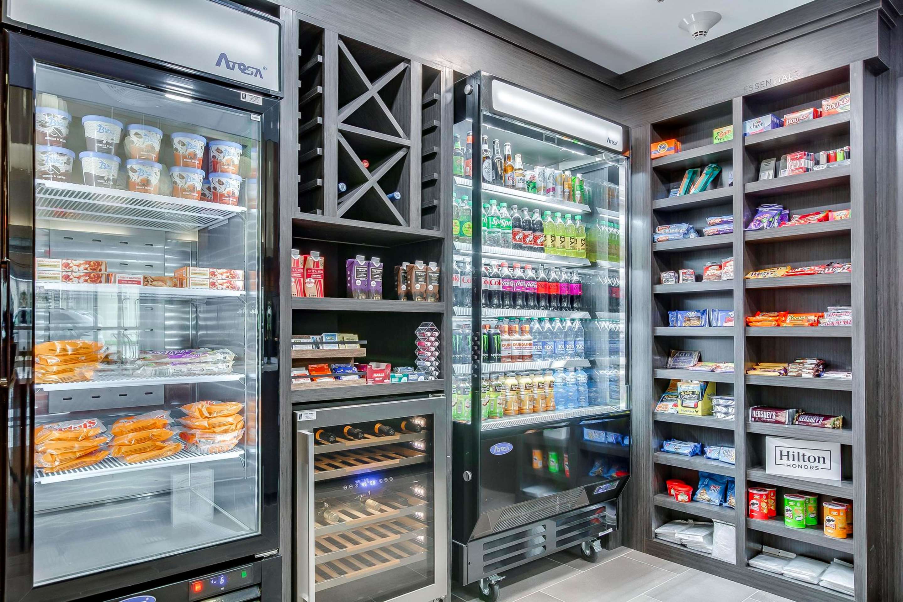 Restaurant | Hilton Garden Inn Louisville/Northeast