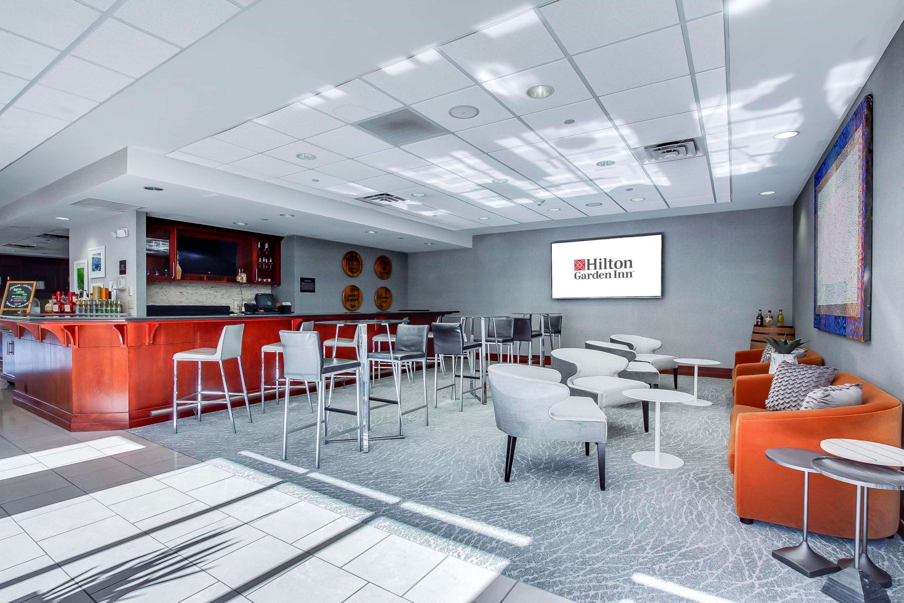 BarLounge | Hilton Garden Inn Louisville/Northeast