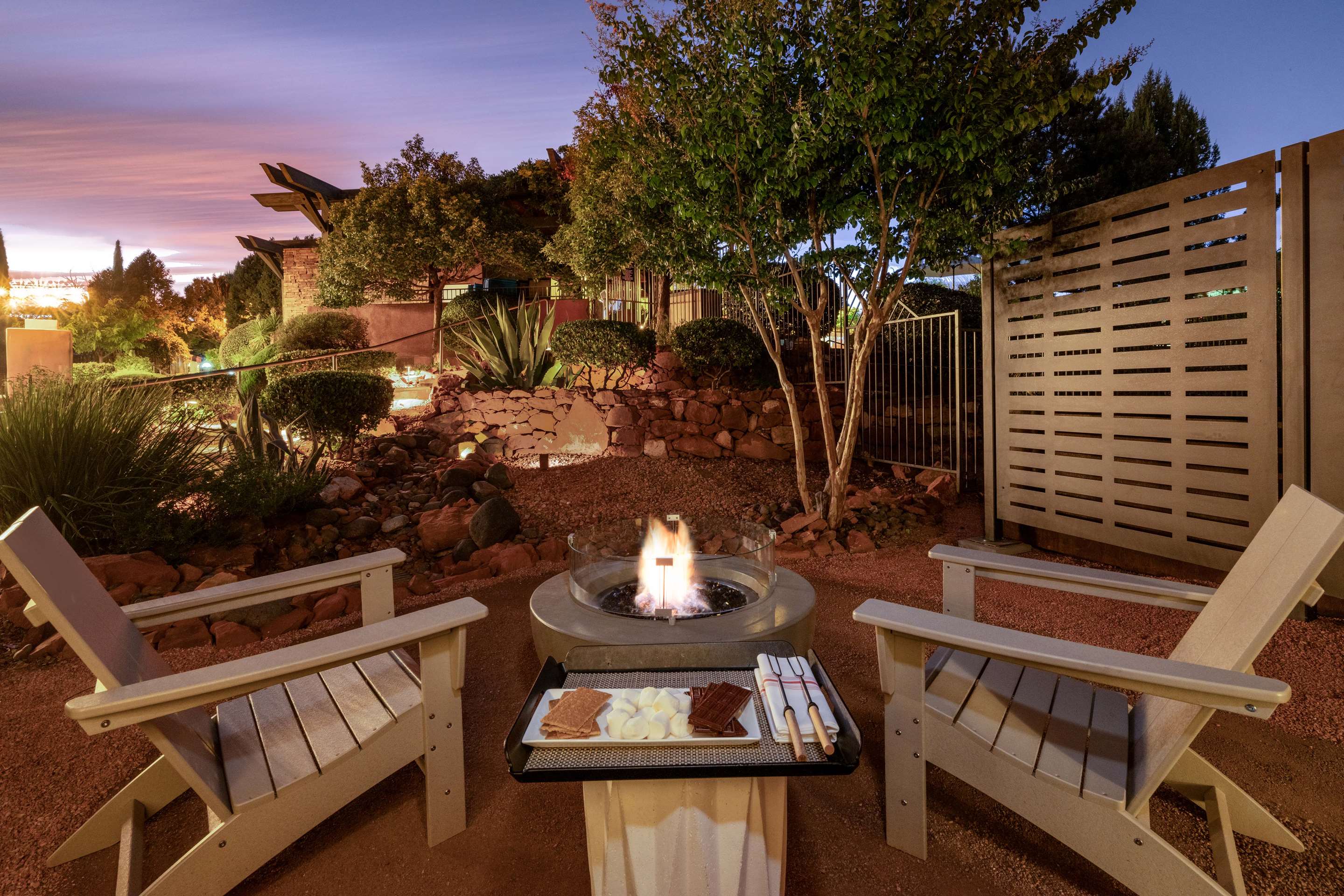 Guest room | Hilton Sedona Resort at Bell Rock