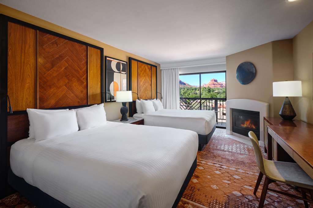 Hilton Sedona Resort at Bell Rock - Tap to explore photos