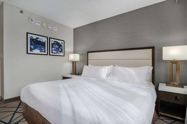  - Embassy Suites Bellevue - I-90, Exit 11 & 11A