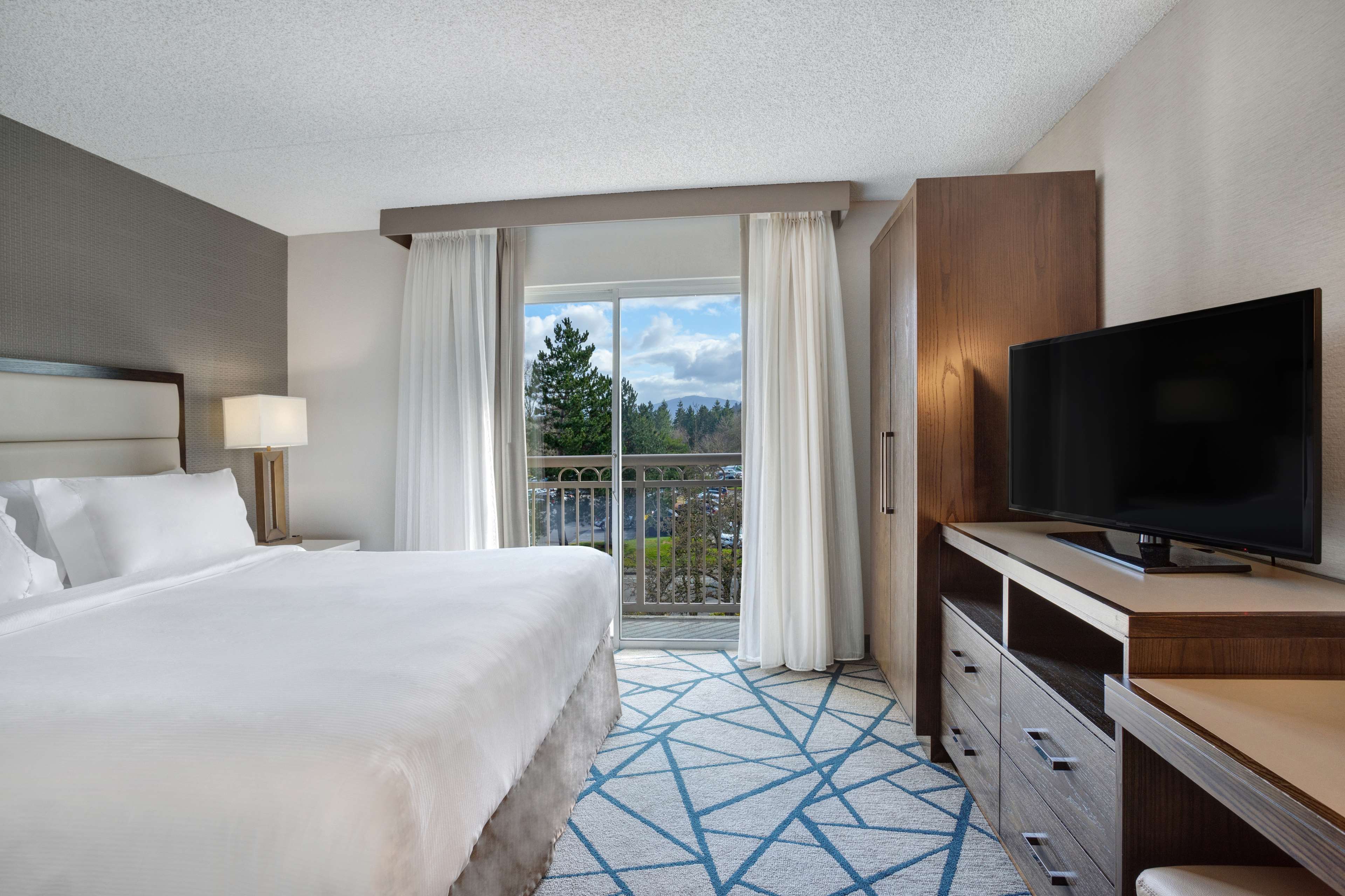 Embassy Suites by Hilton Seattle Bellevue Room Type - 1 KG STE ACC TUB NO SMOK