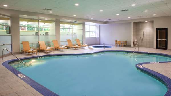 Pool - Embassy Suites Bellevue - I-90, Exit 11 & 11A