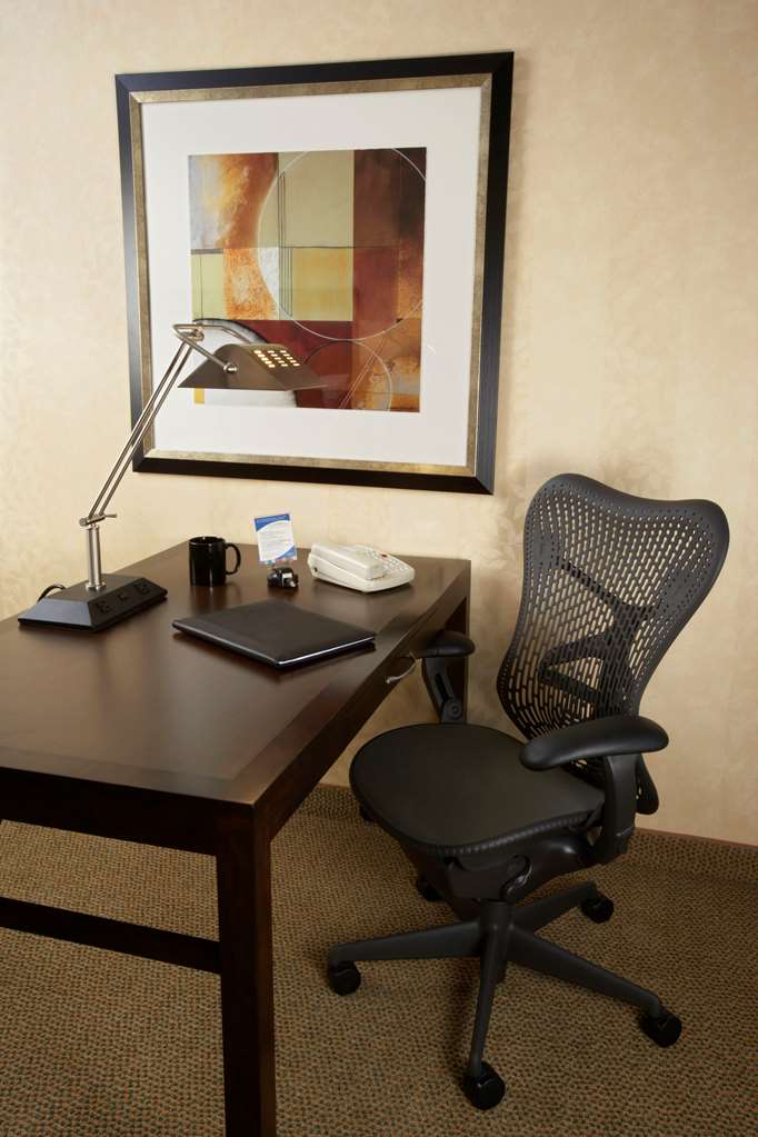 Hilton Garden Inn Seattle Bothell Room Type - 2QN MOB HEARING ACC RI-SHW