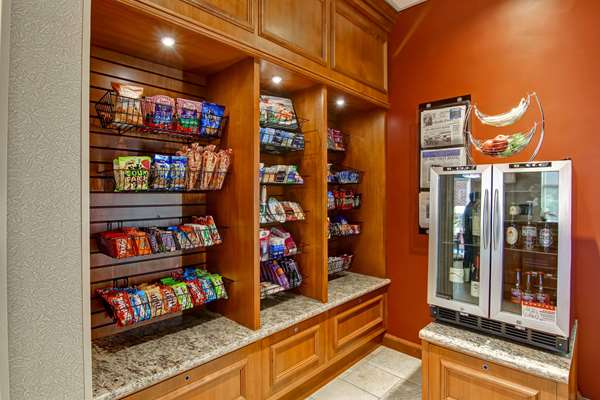 Restaurant - Hilton Garden Inn Issaquah