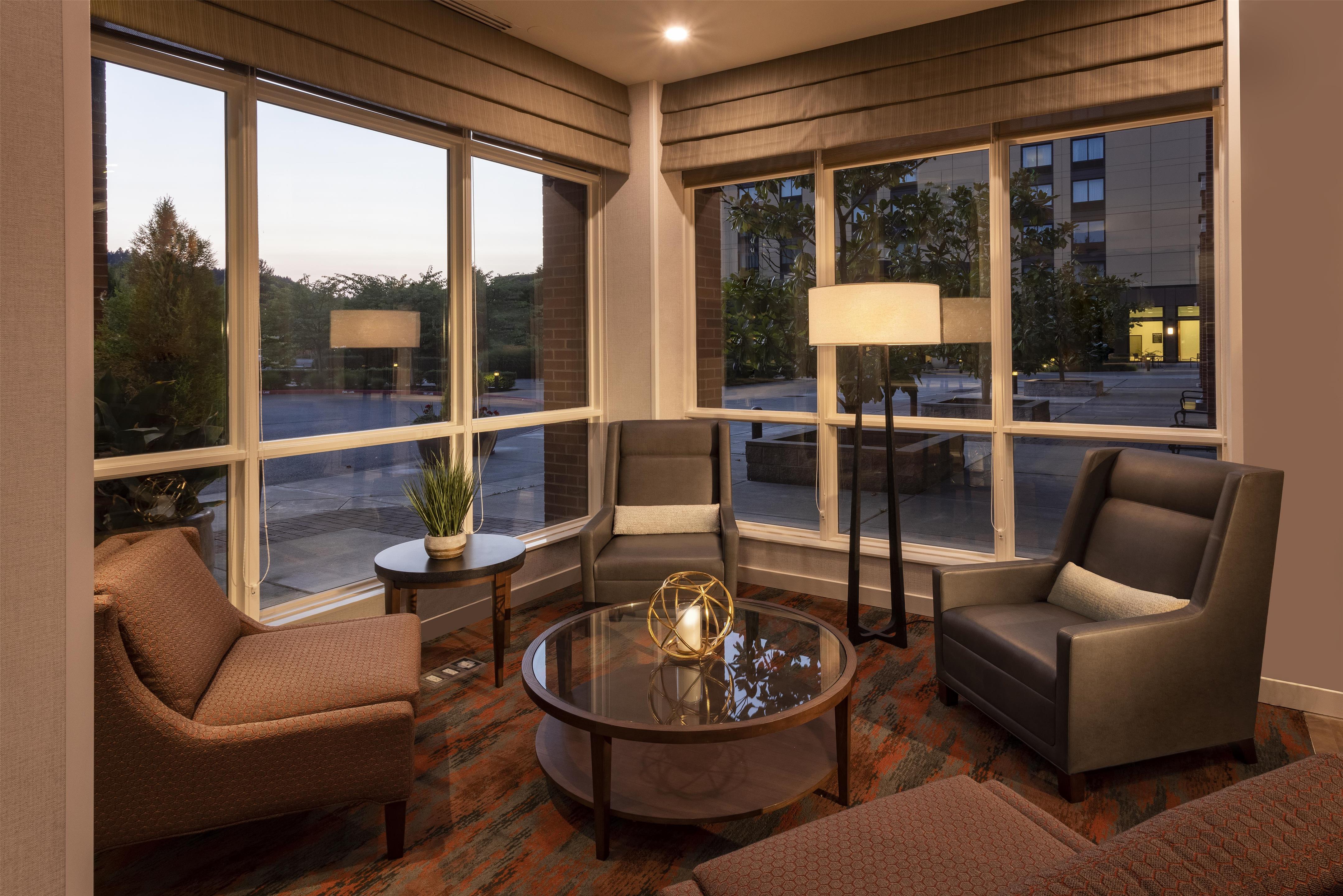 Lobby | Hilton Garden Inn Seattle Issaquah