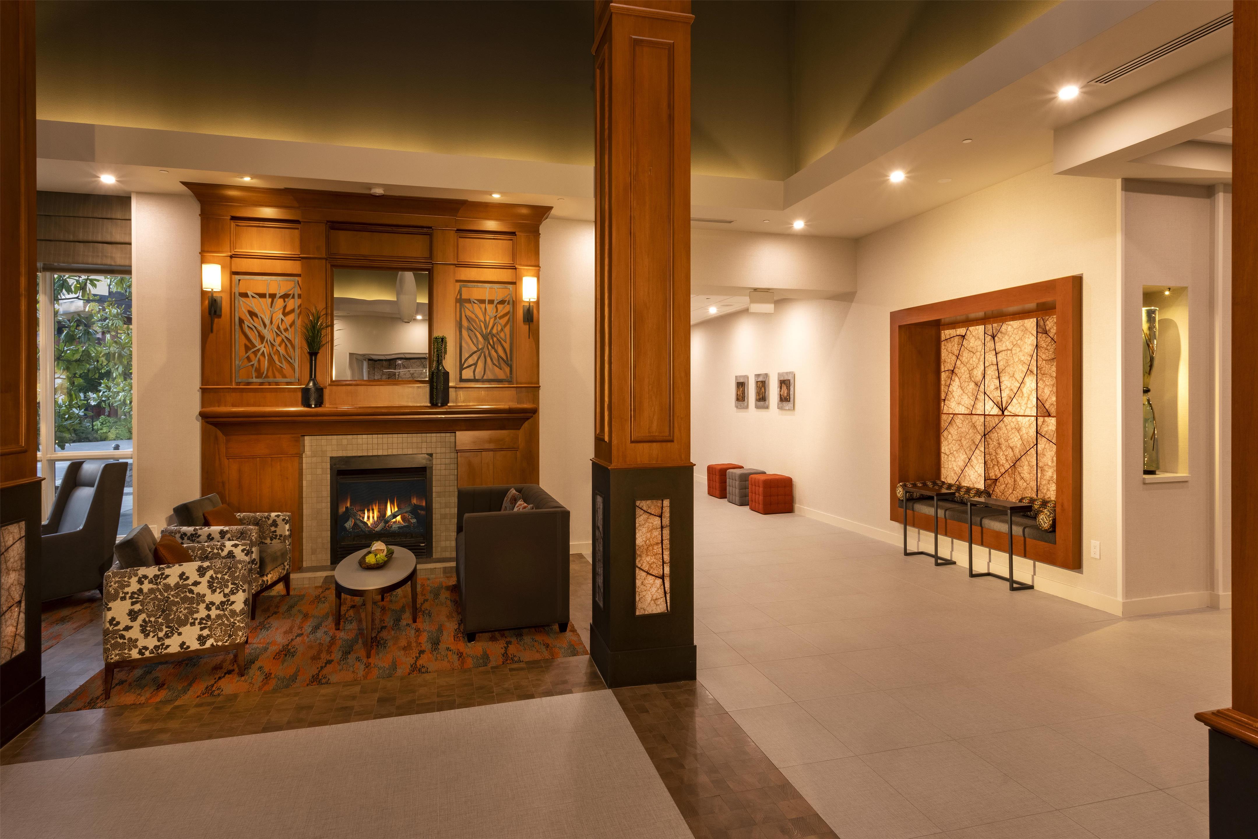 Lobby | Hilton Garden Inn Seattle Issaquah