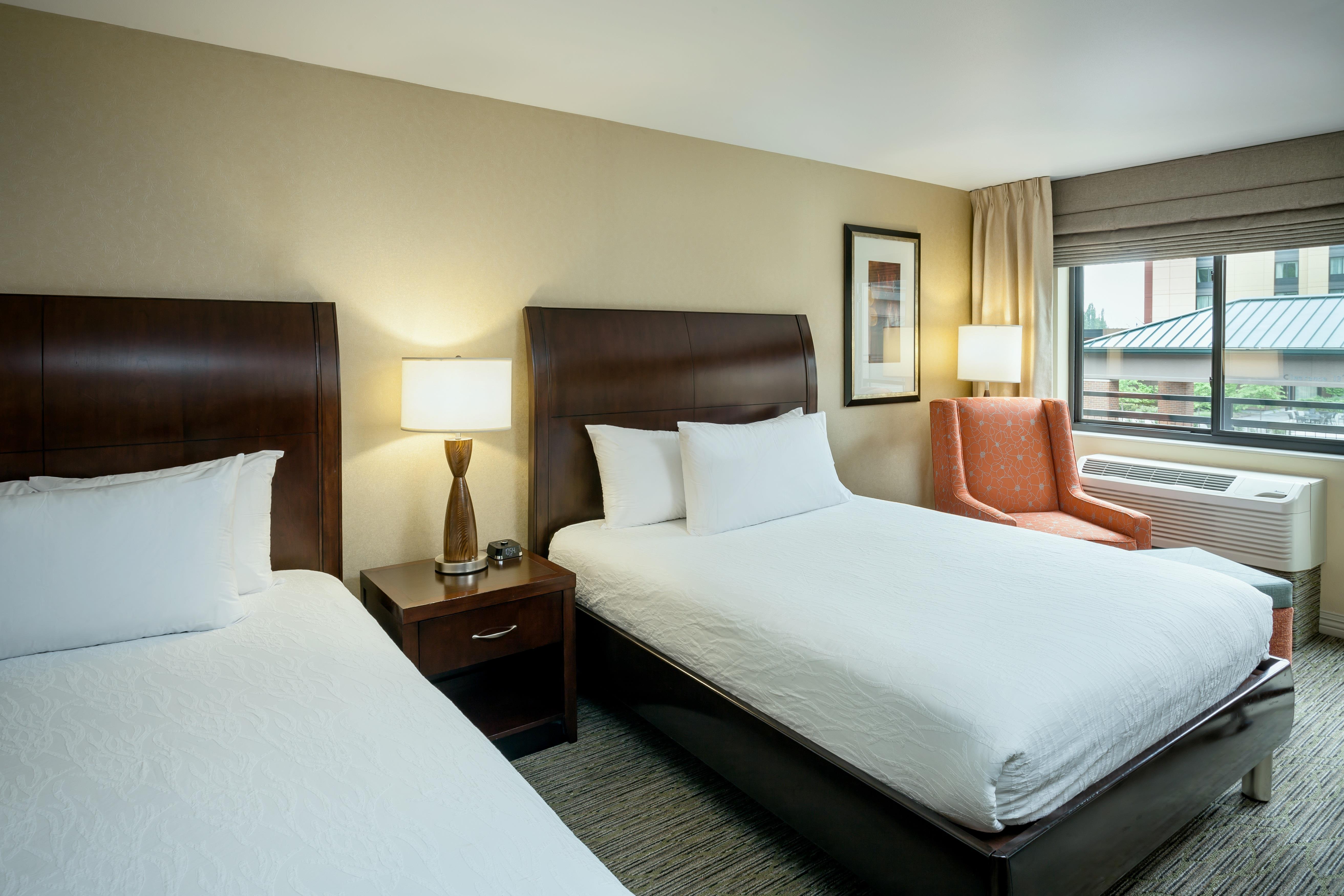 HILTON GARDEN INN SEATTLE ISSAQ Room Type - 2 QUEEN BEDS