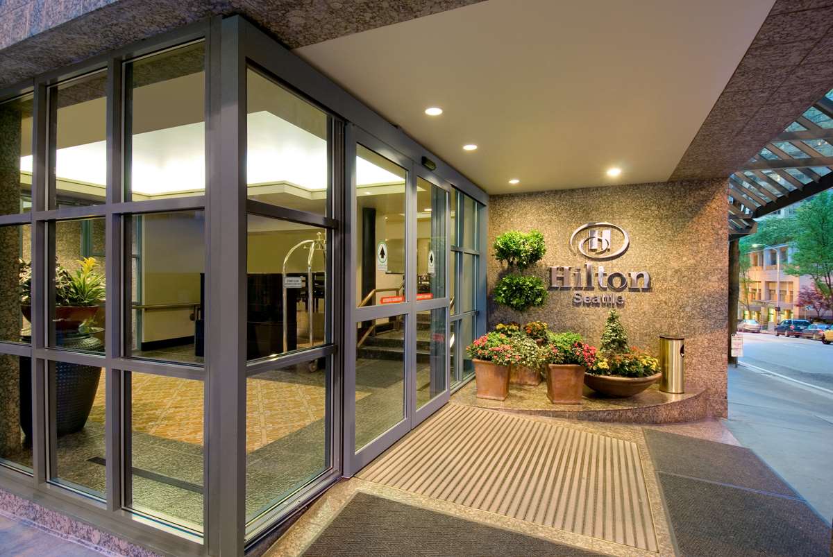 Hilton Hotel Seattle I5, Exits 165 & 165B, WA See Discounts