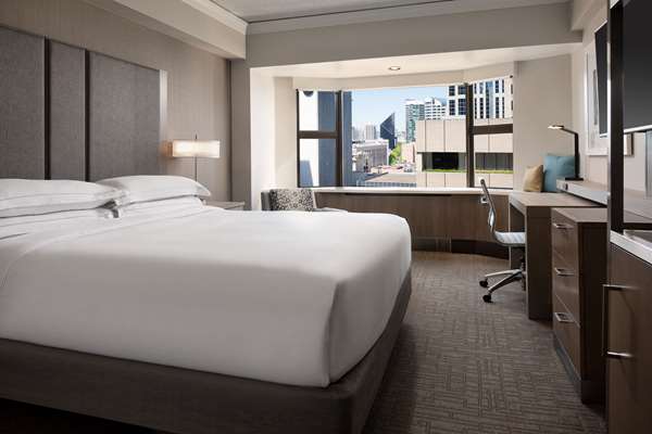  - Hilton Hotel Seattle - I-5, Exits 165 & 165B