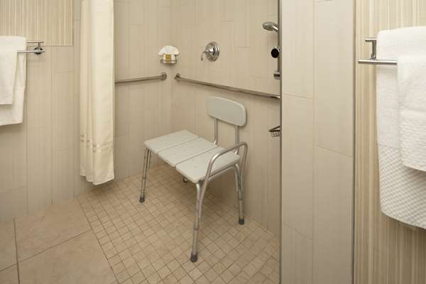  - DoubleTree Suites by Hilton Southcenter Tukwila - I-5, Exit 153