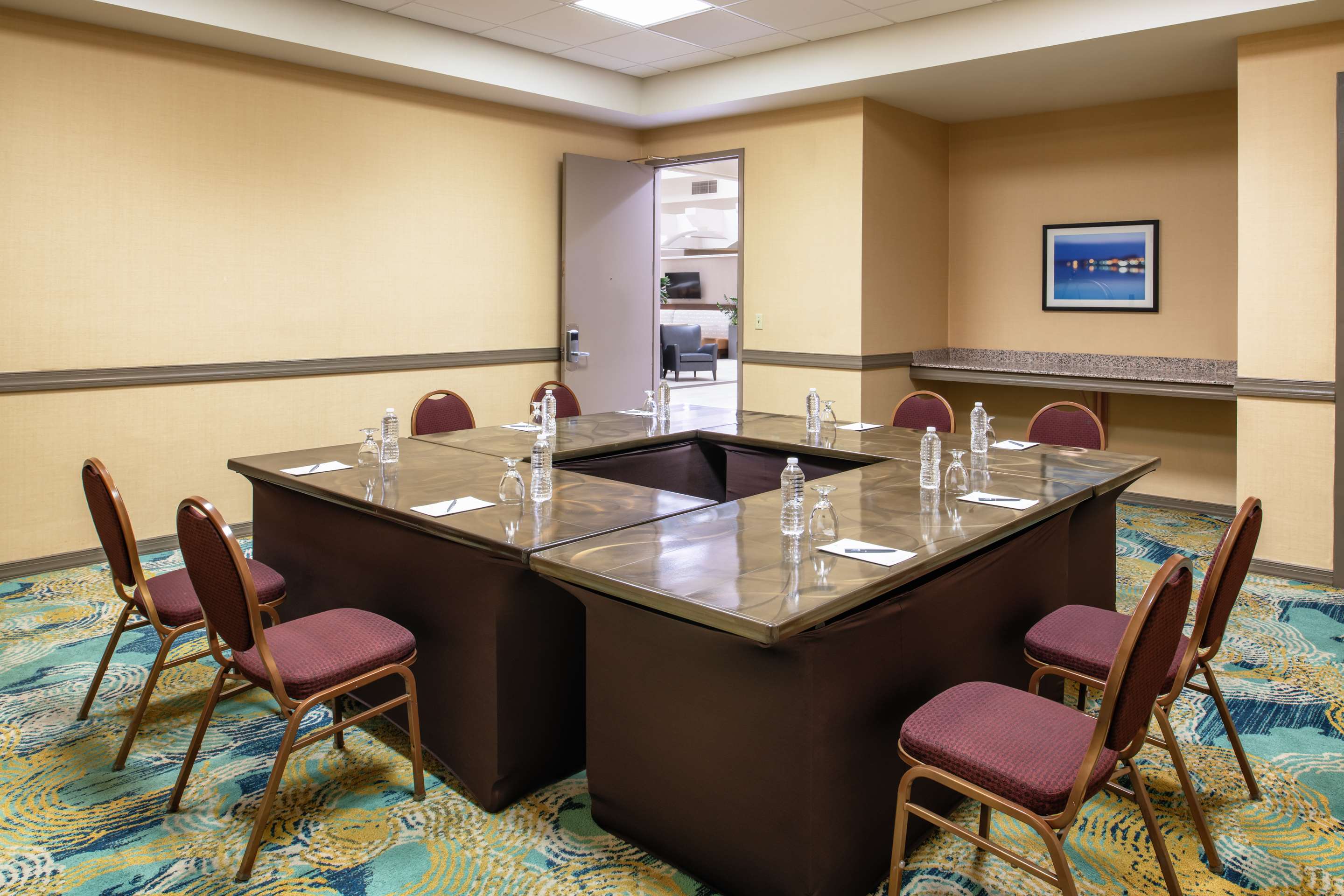 Meeting Room | Embassy Suites by Hilton Seattle Tacoma International Airport