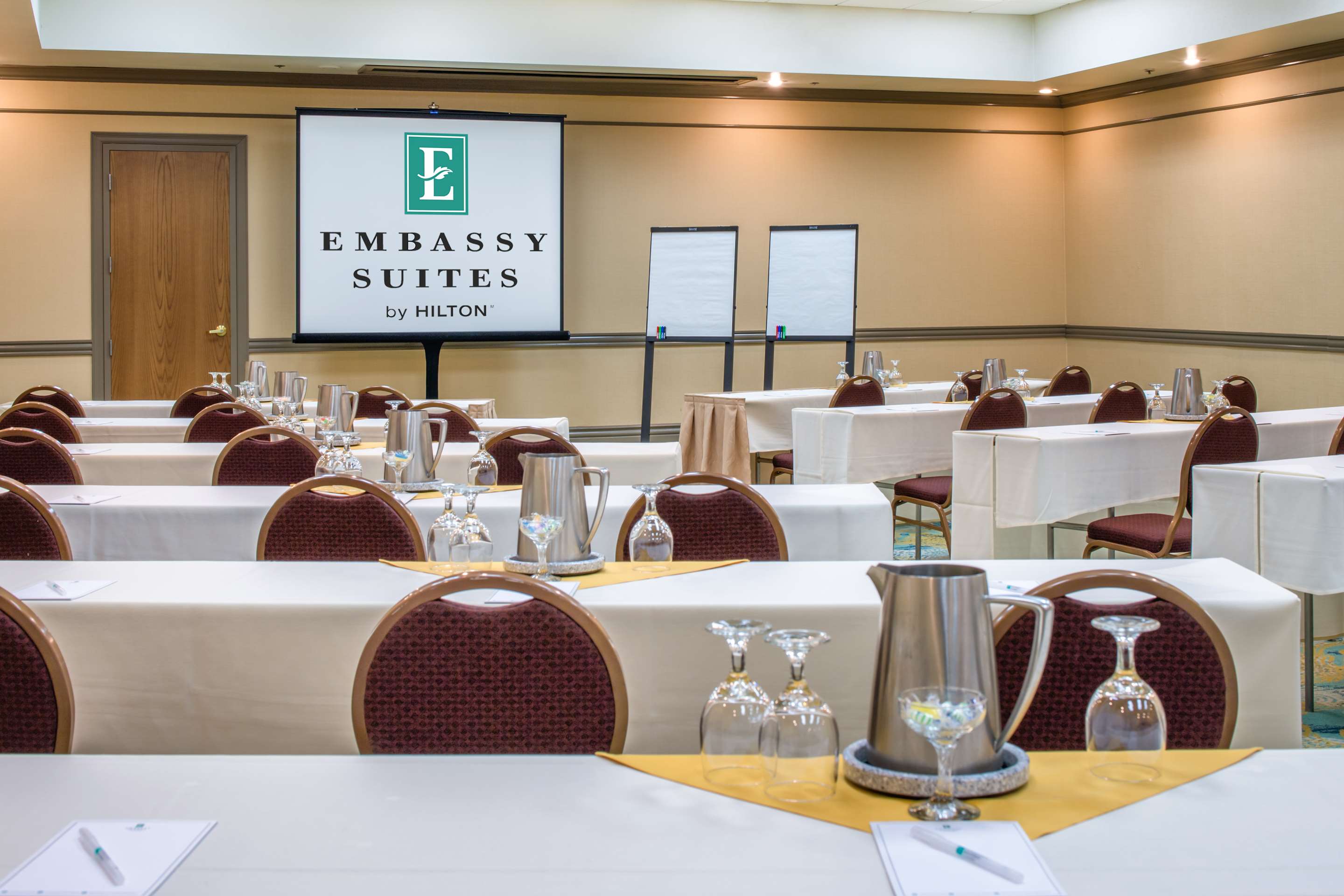 Meeting Room | Embassy Suites by Hilton Seattle Tacoma International Airport