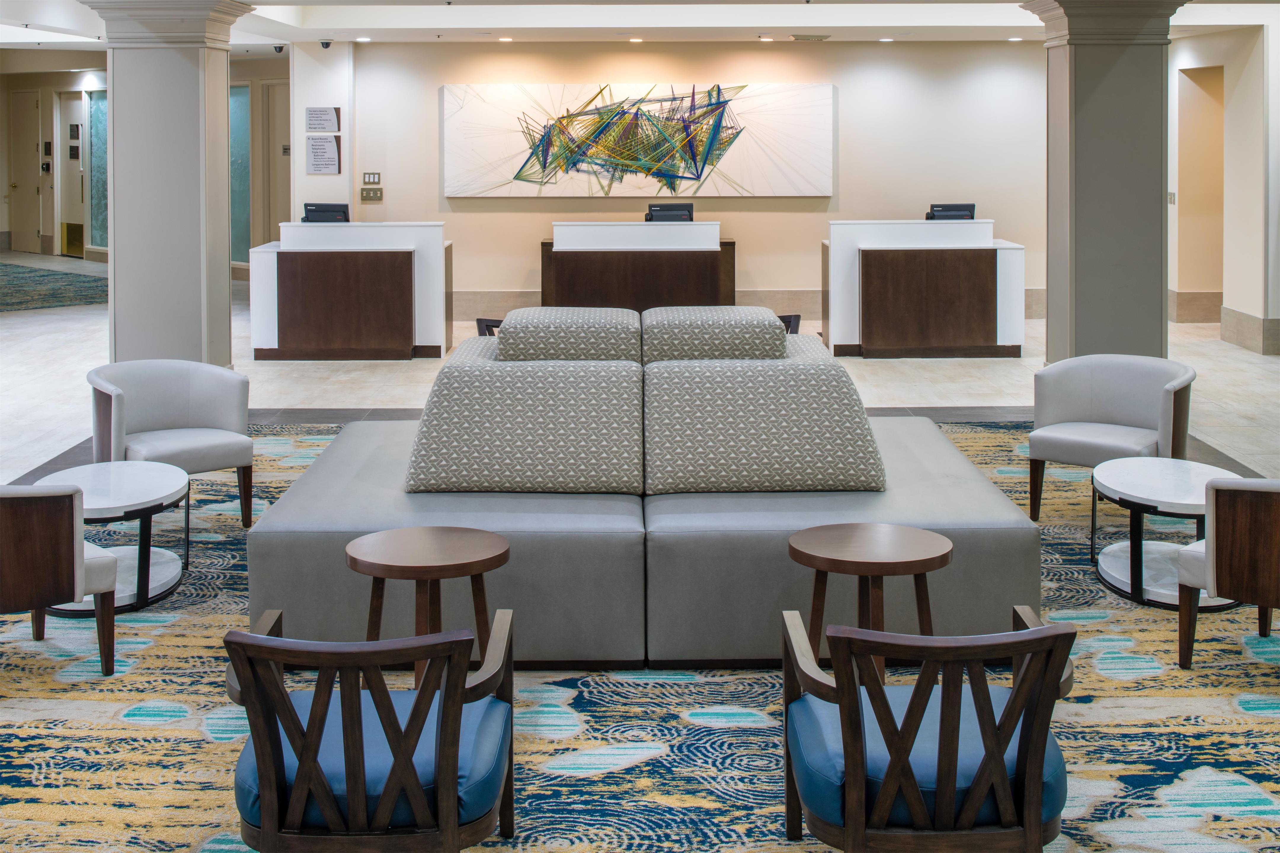 Lobby | Embassy Suites by Hilton Seattle Tacoma International Airport