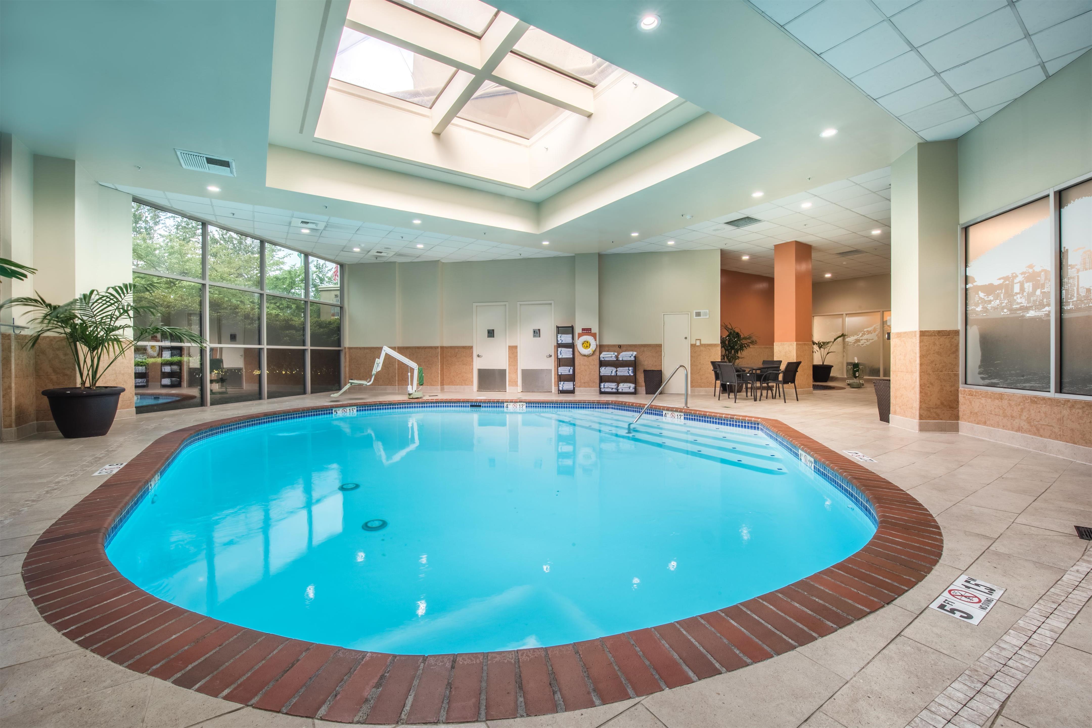 Pool | Embassy Suites by Hilton Seattle Tacoma International Airport