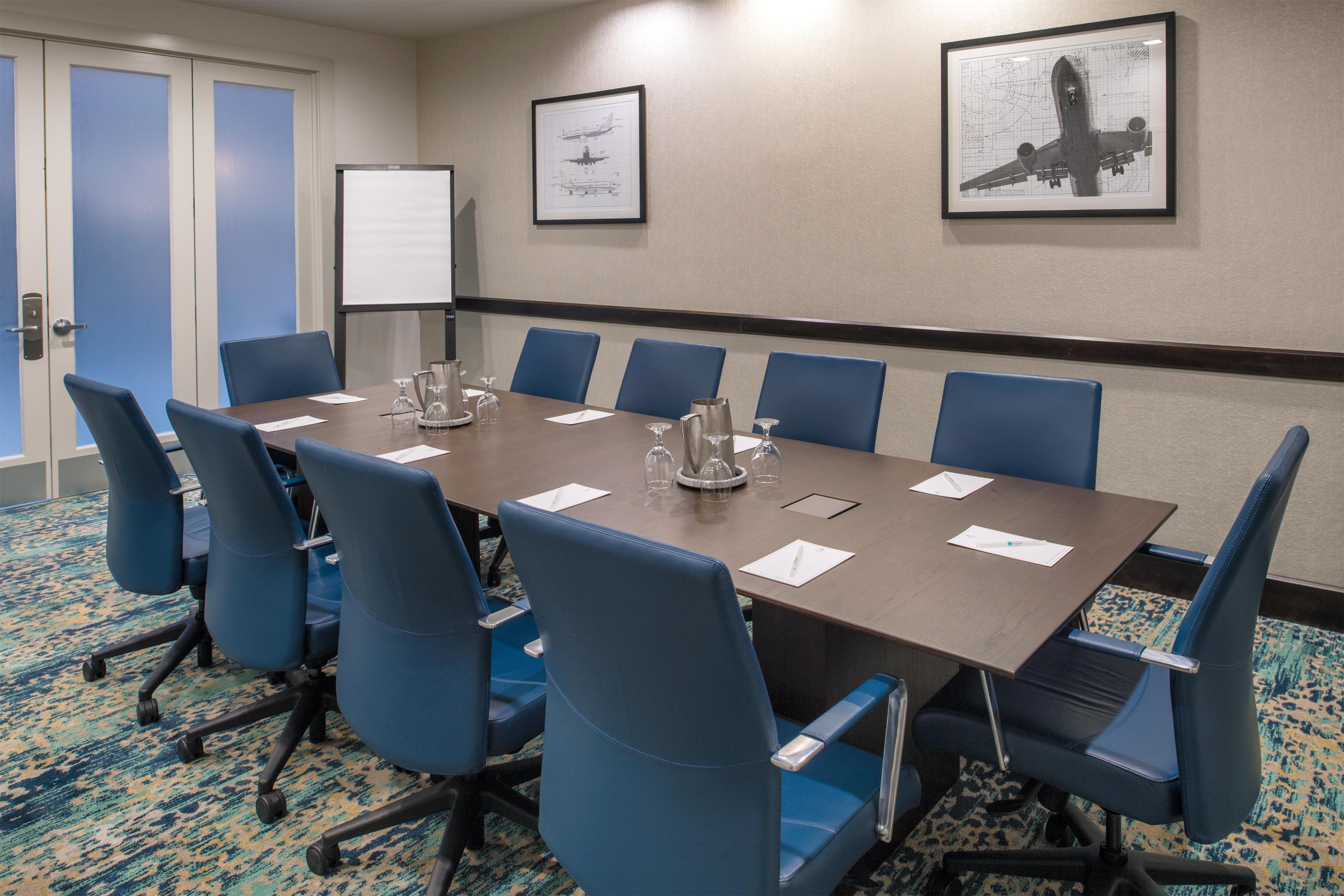 Meeting Room | Embassy Suites by Hilton Seattle Tacoma International Airport