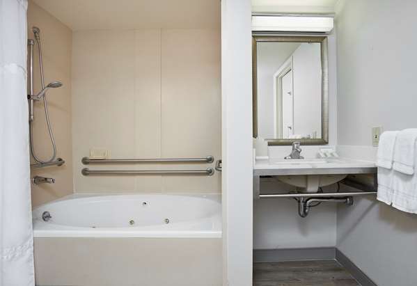  - Hilton Garden Inn South San Francisco