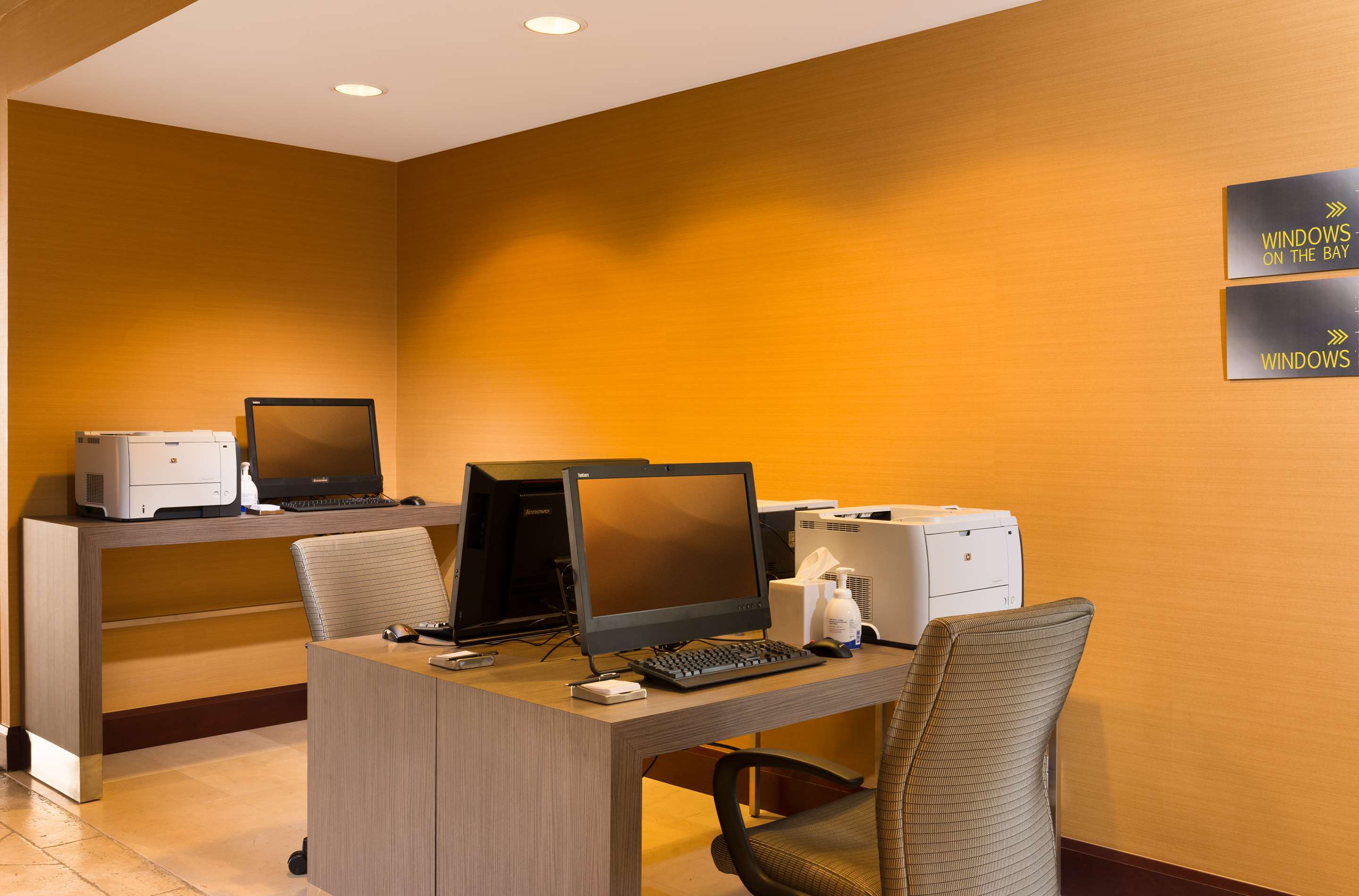 Business Center | Hilton San Francisco Airport Bayfront