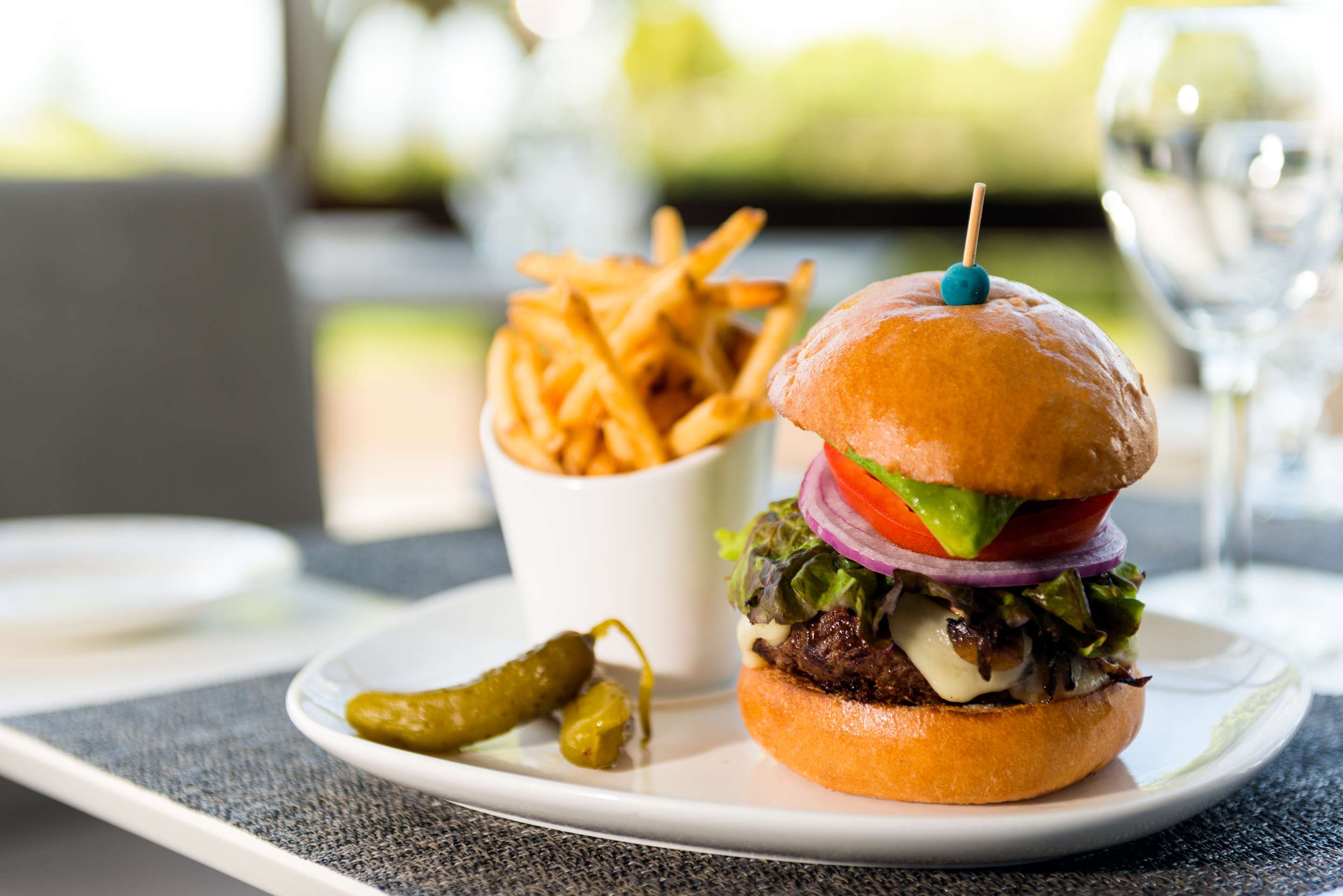 Restaurant | Hilton San Francisco Airport Bayfront