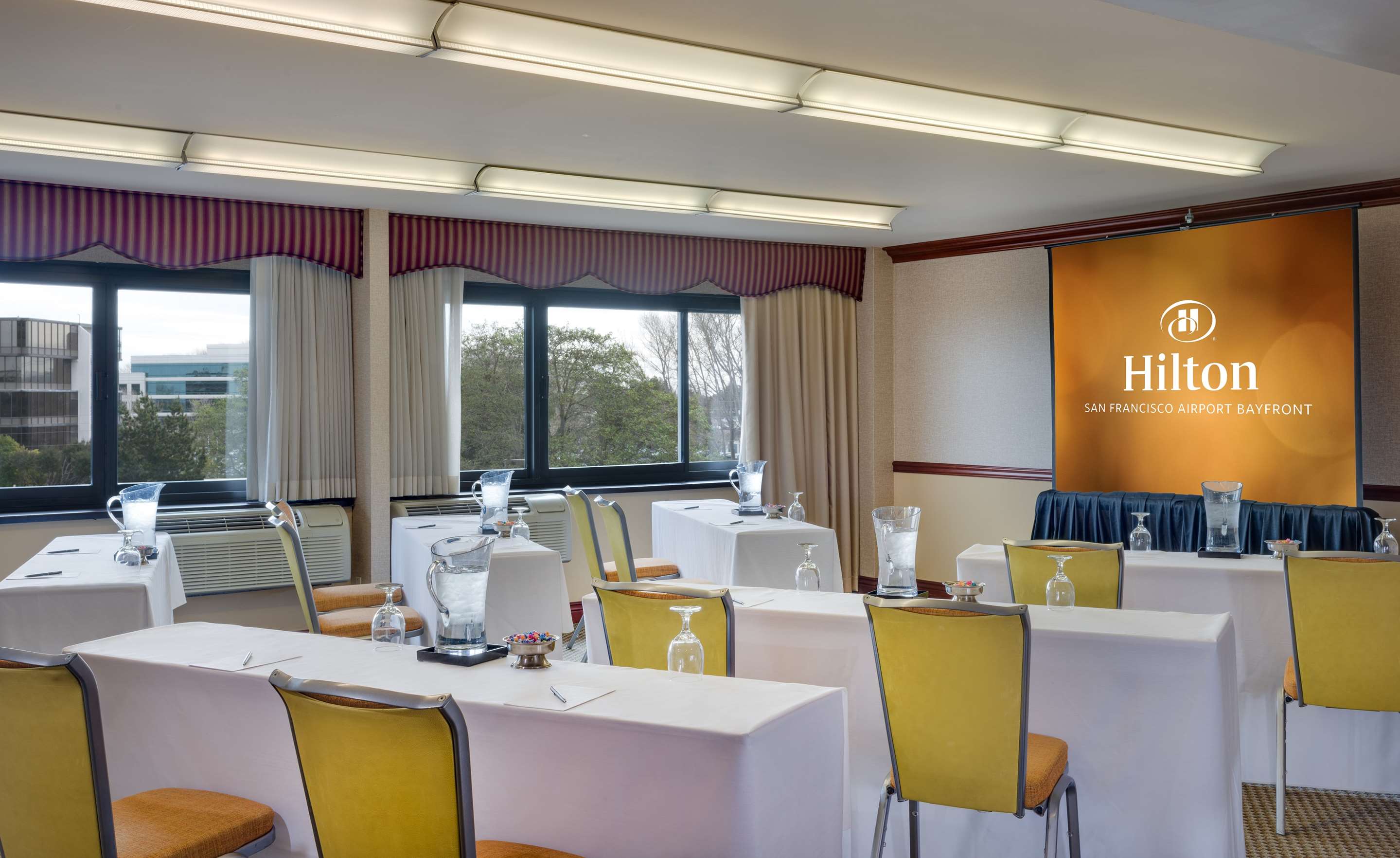 Meeting Room | Hilton San Francisco Airport Bayfront
