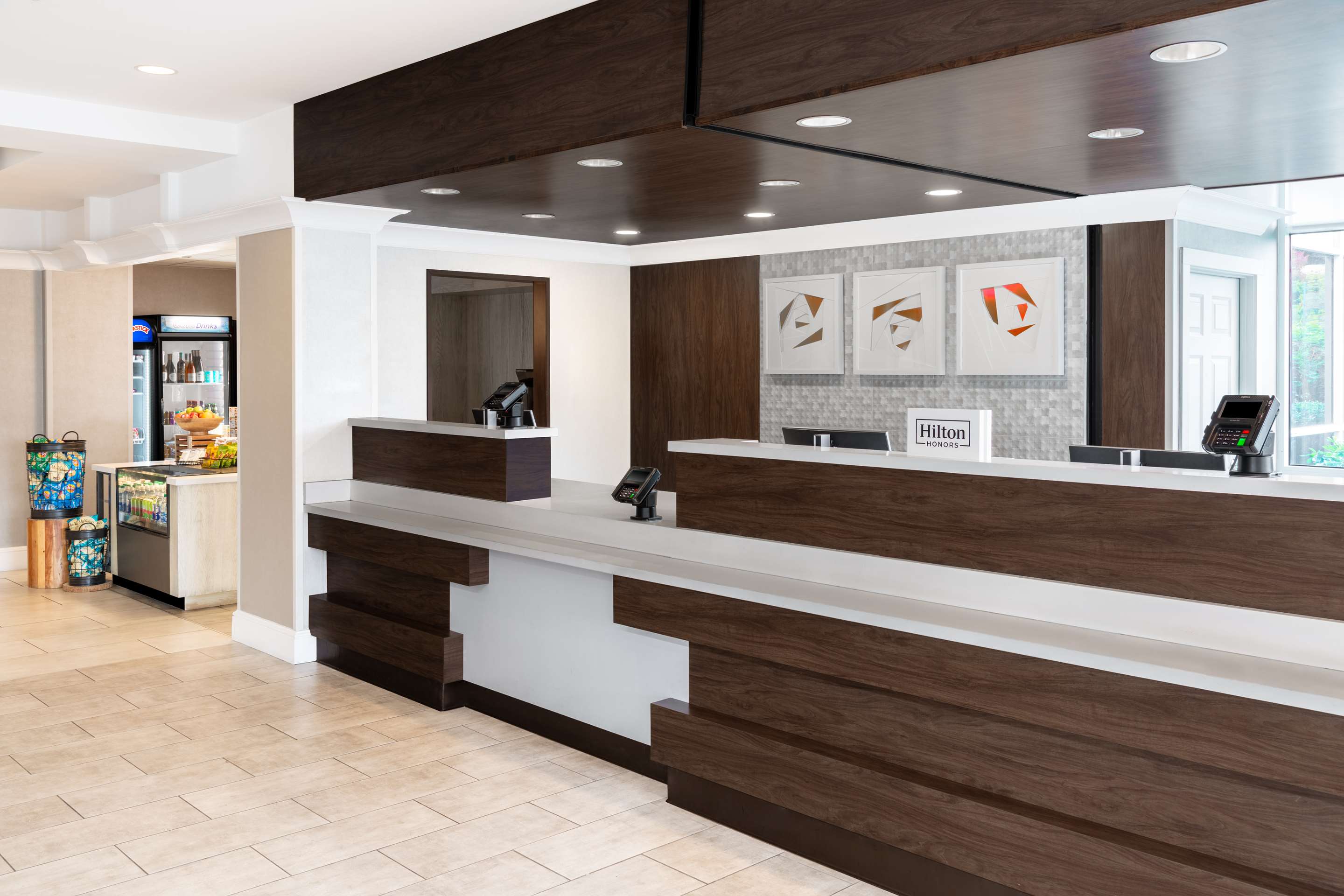Reception | Hilton Garden Inn San Francisco/Oakland Bay Bridge