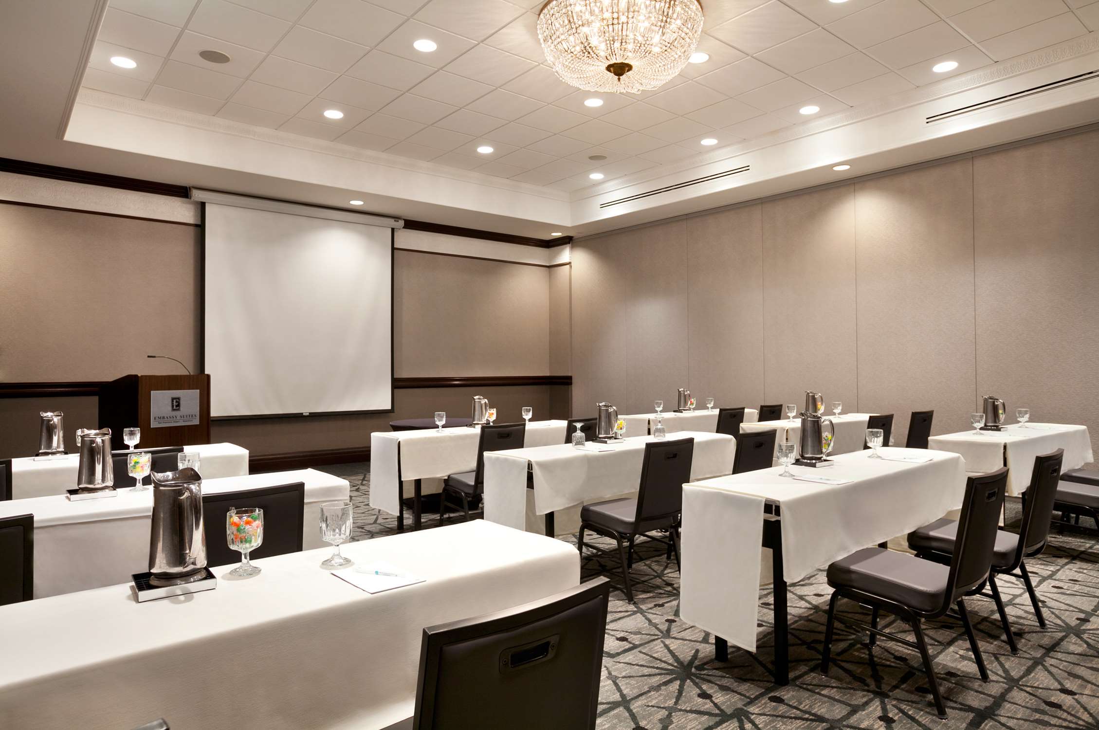 Meeting Room | Embassy Suites by Hilton San Francisco Airport Waterfront