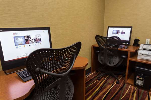 Conference Area - Hilton Garden Inn San Mateo - CA 92, Exit 14