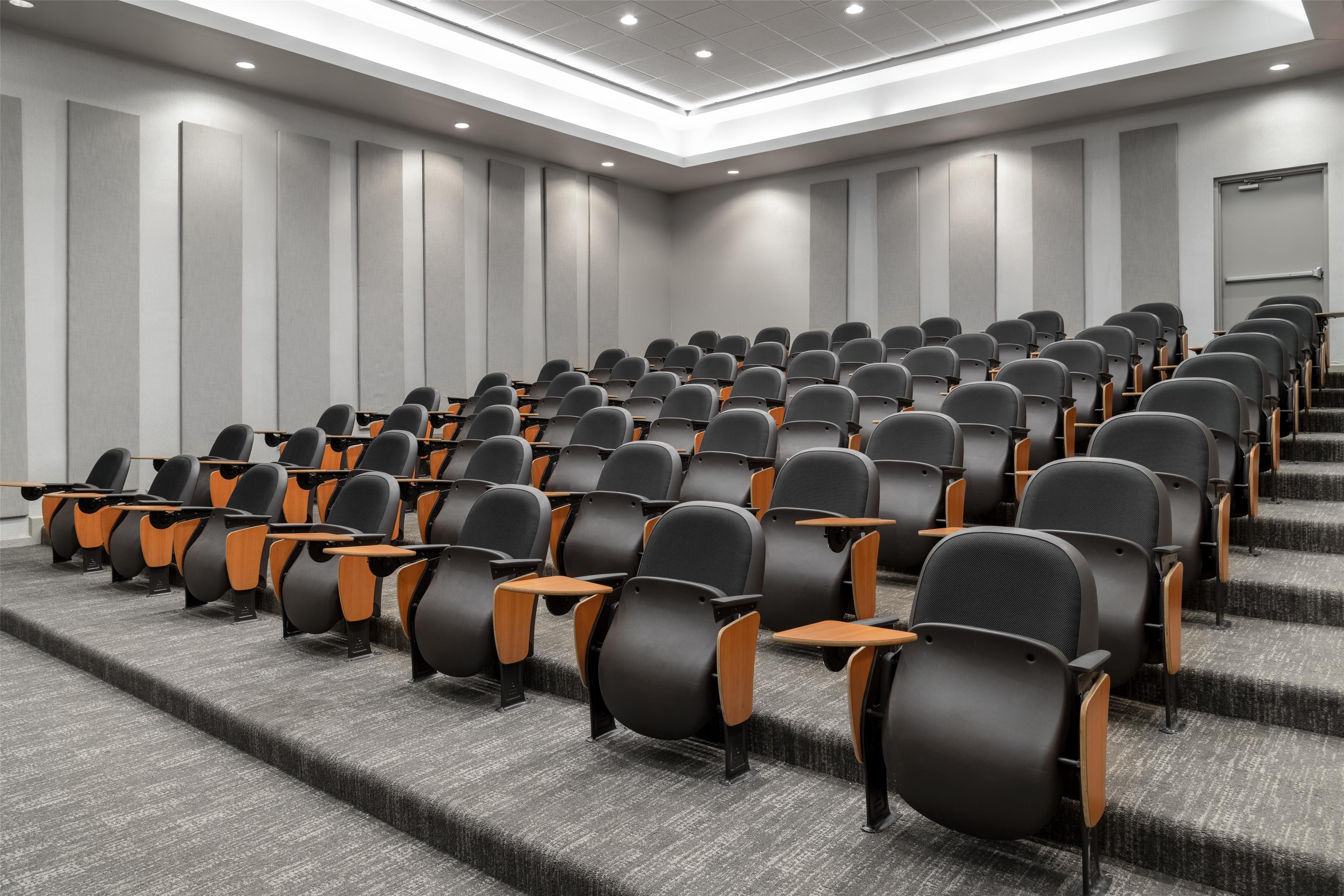 Meeting Room | DoubleTree by Hilton Springfield