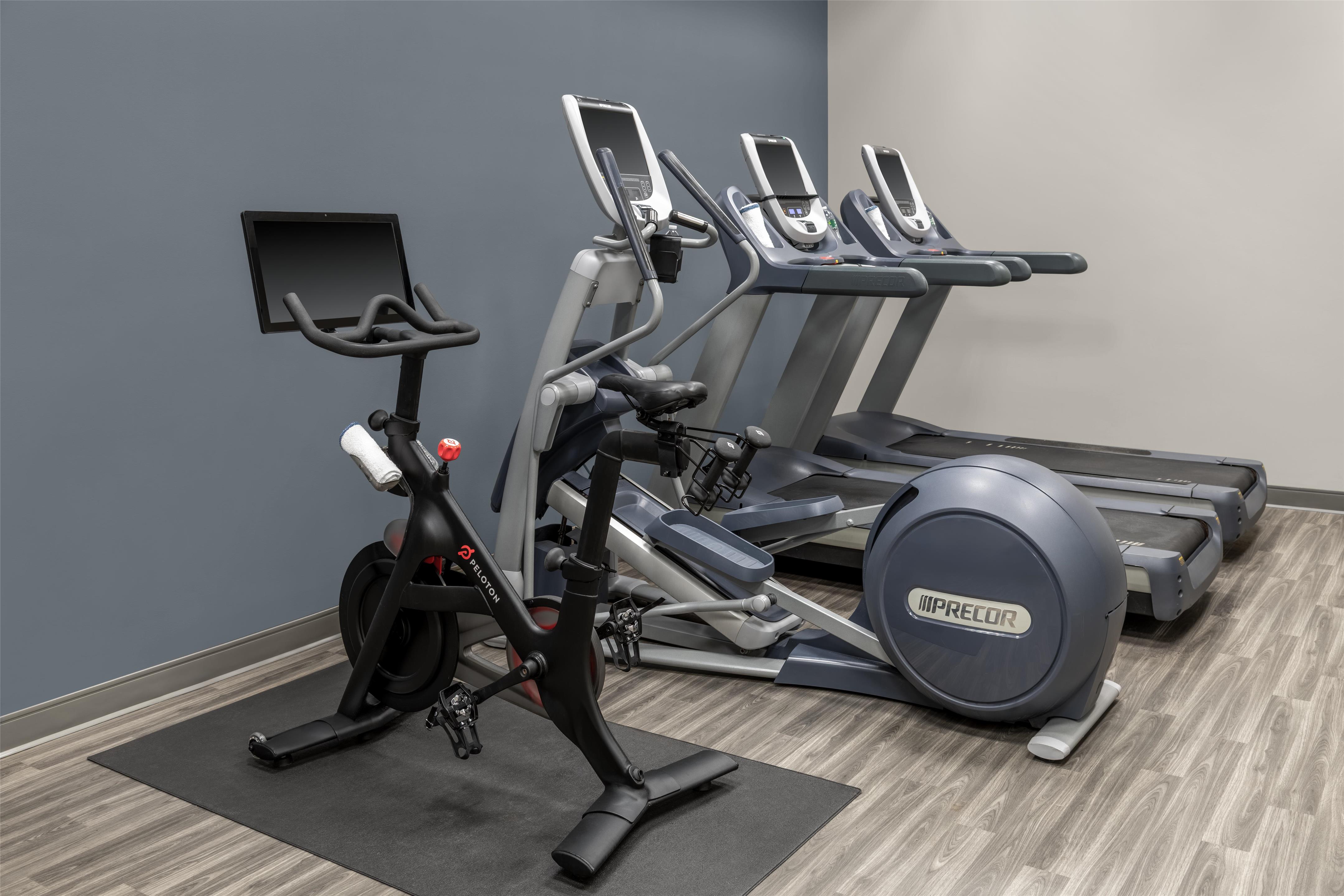 Health club fitness center gym | DoubleTree by Hilton Springfield