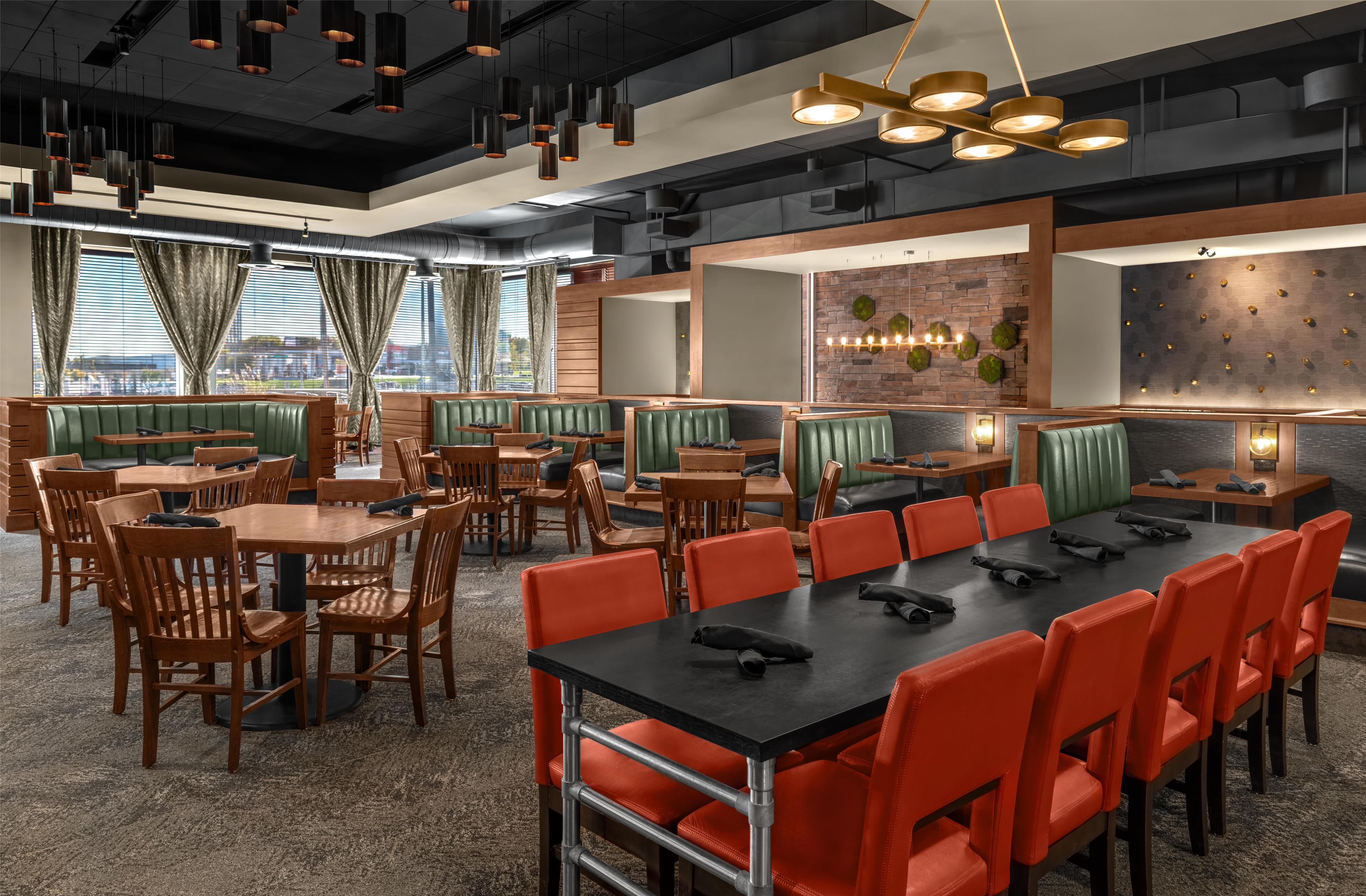 Restaurant | DoubleTree by Hilton Springfield