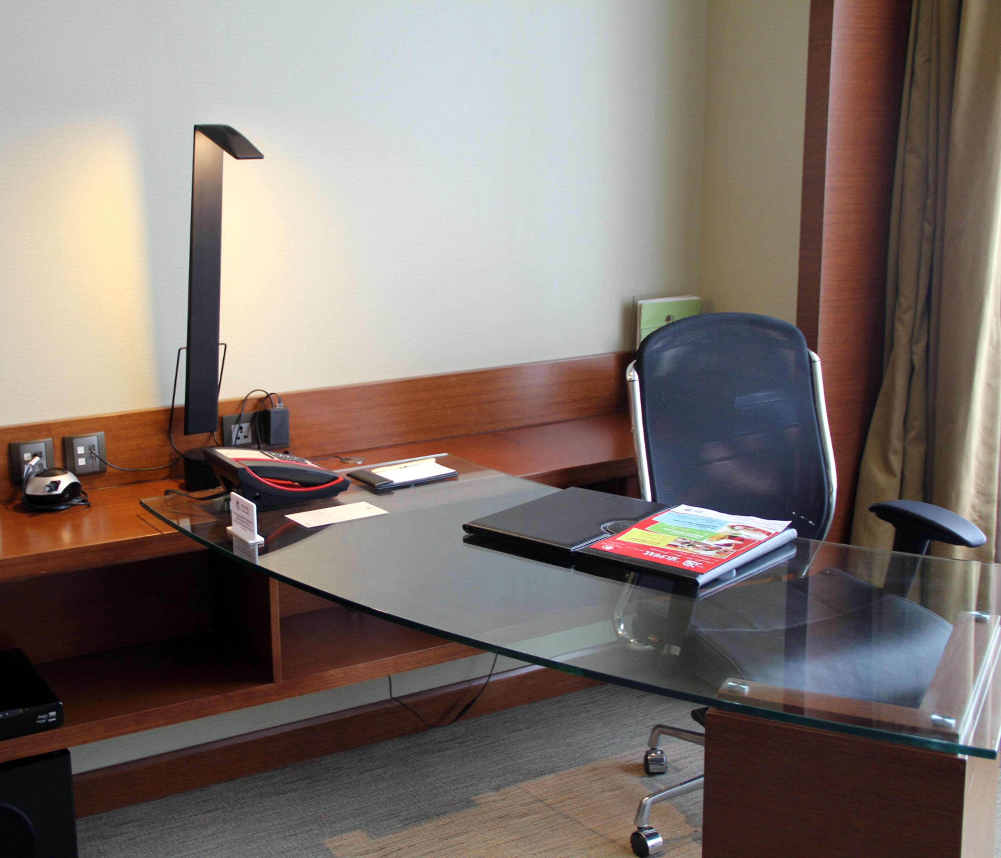 DoubleTree by Hilton Hotel Shenyang Room Type - 1 KING SUPERIOR SUITE