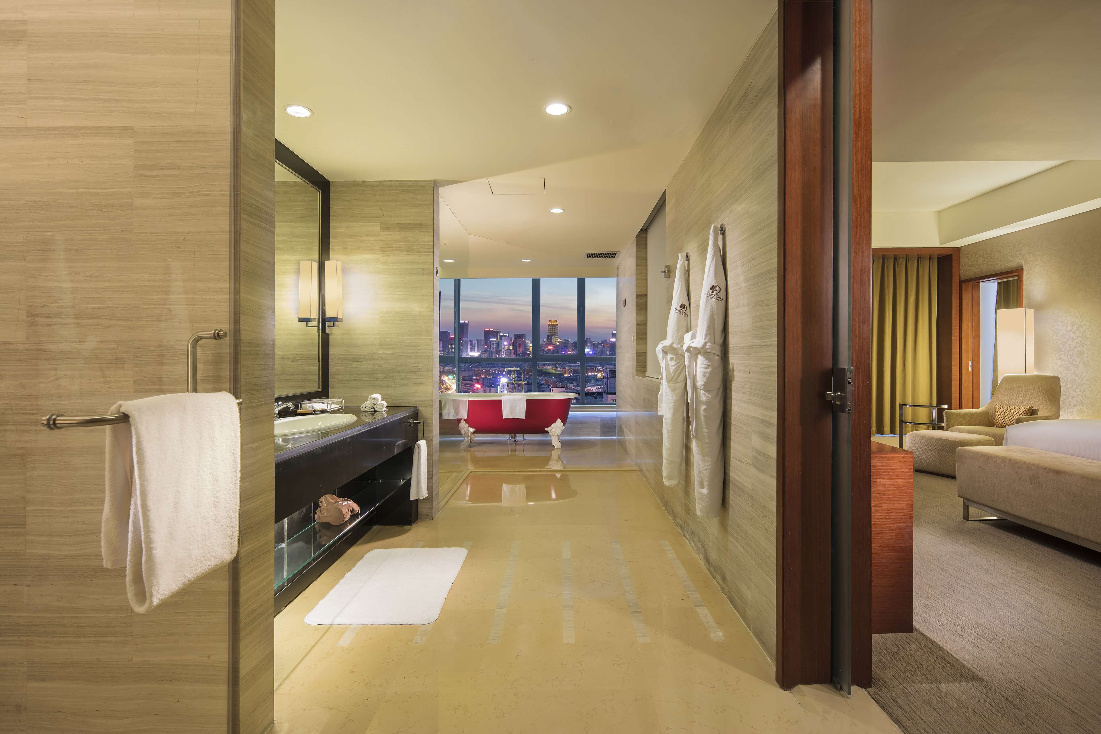 DoubleTree by Hilton Hotel Shenyang Room Type - 1 KING DELUXE SUITE