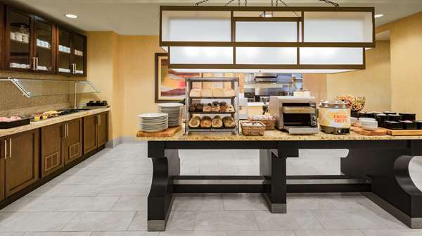 Amenities - Hilton Garden Inn Bossier City - I-20, Exit 21