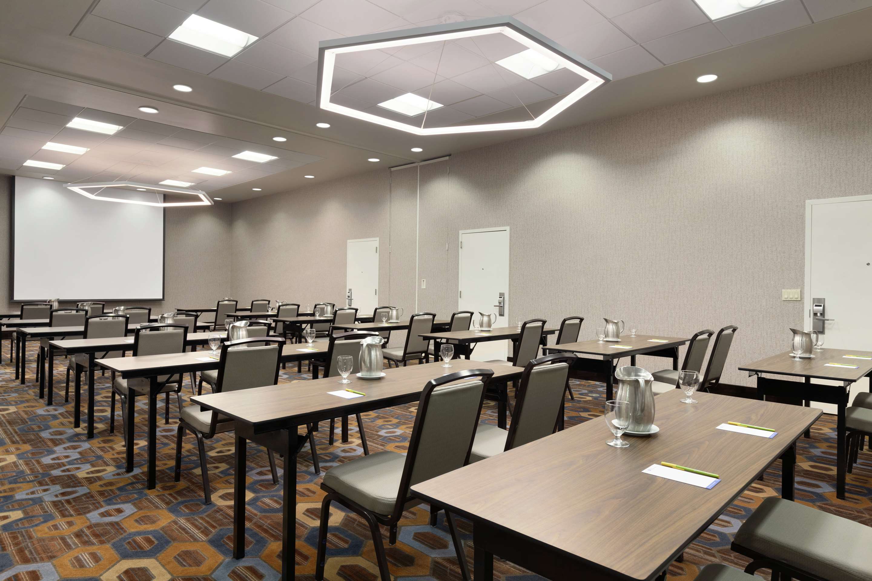 Meeting Room | Hilton Garden Inn Cupertino