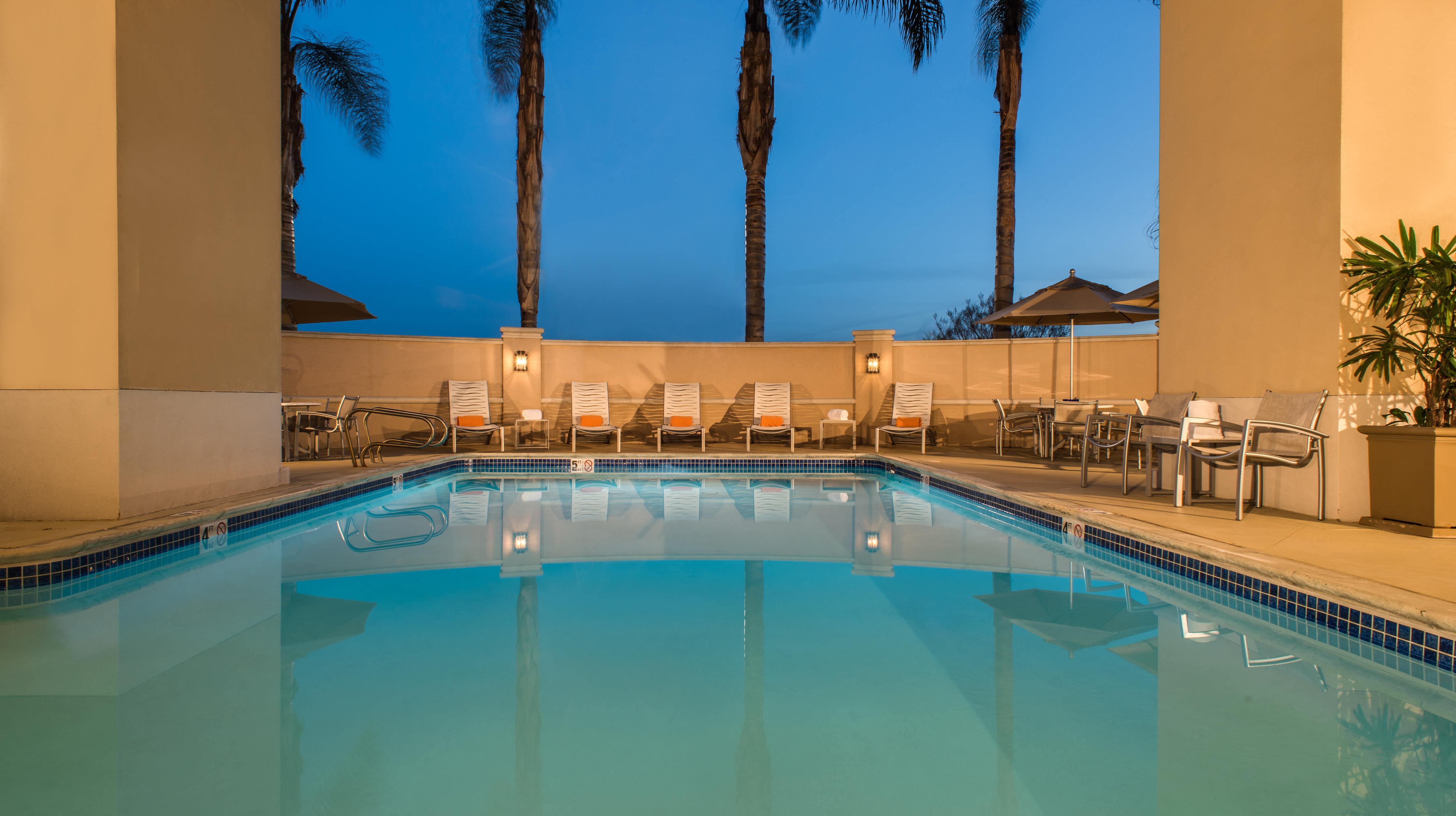 Pool | Hilton Santa Clara