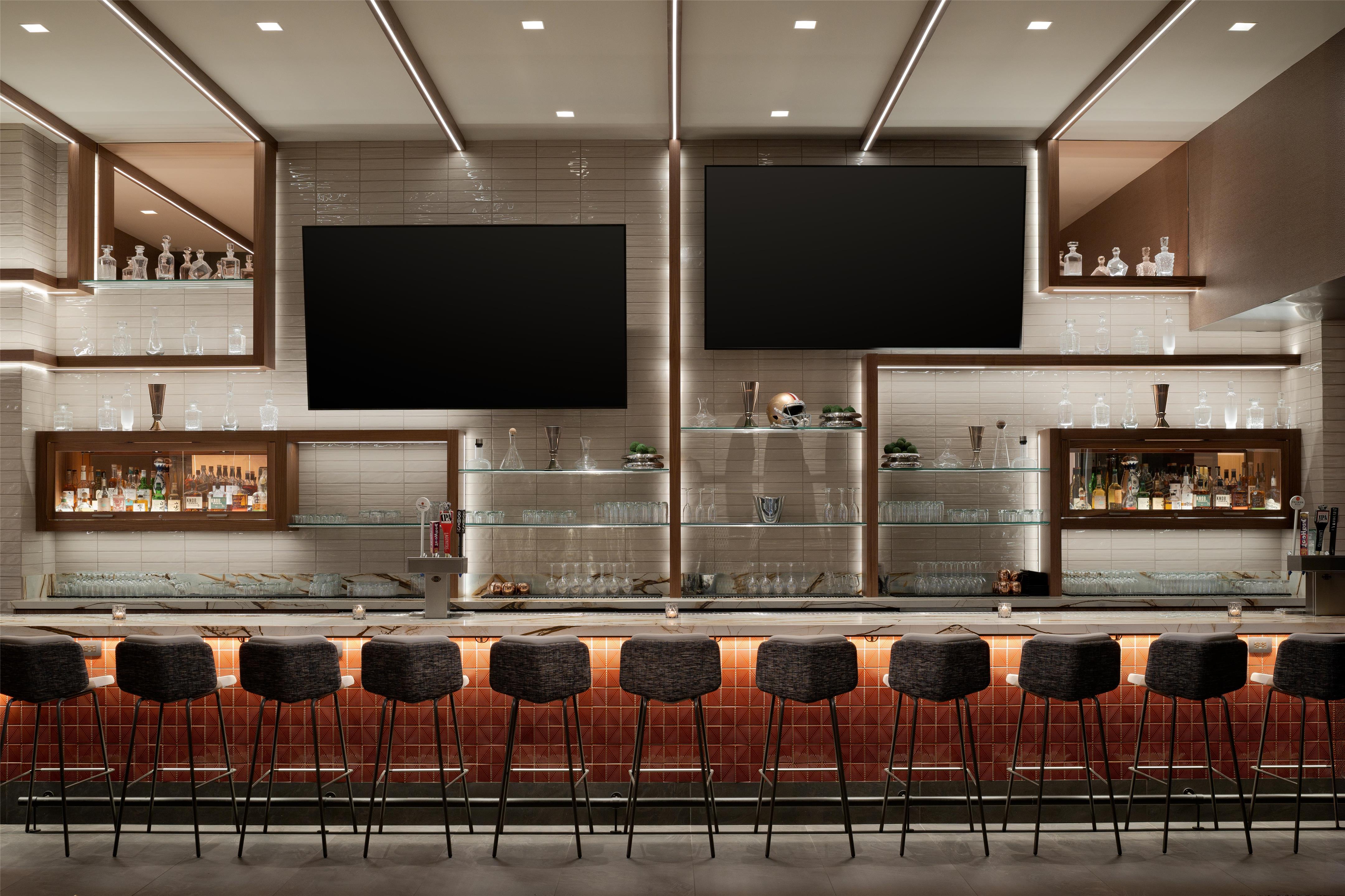 BarLounge | Hilton Santa Clara