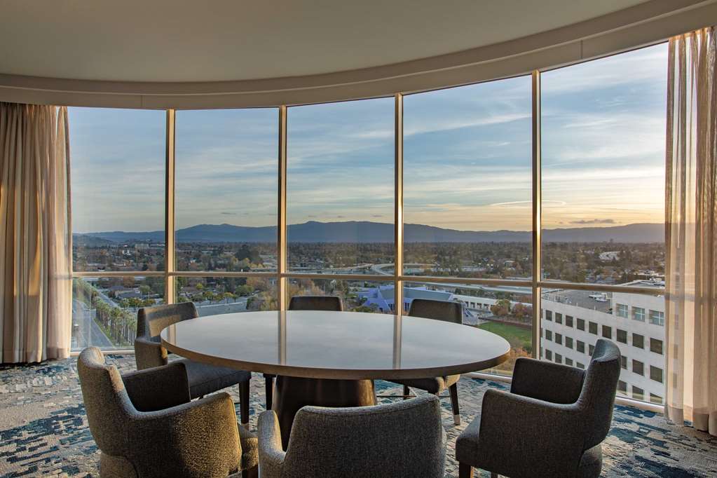 Hilton San Jose - Tap to explore photos