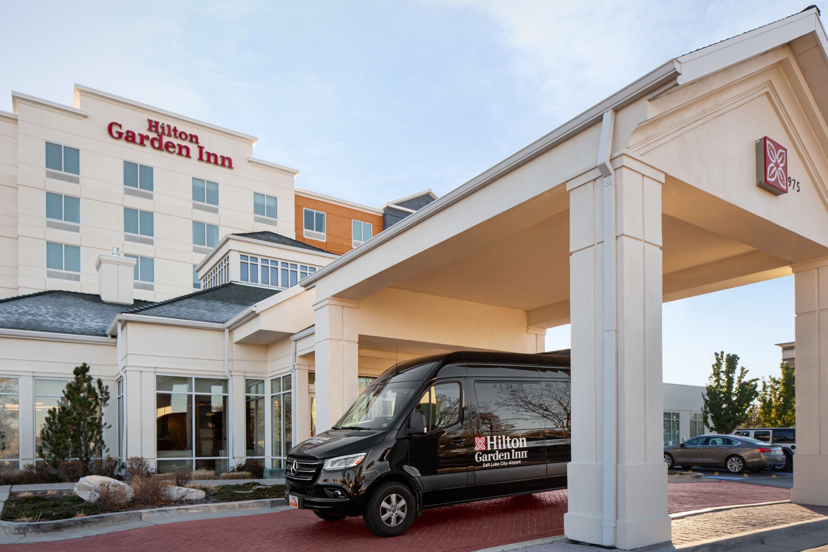 Exterior | Hilton Garden Inn Salt Lake City Airport
