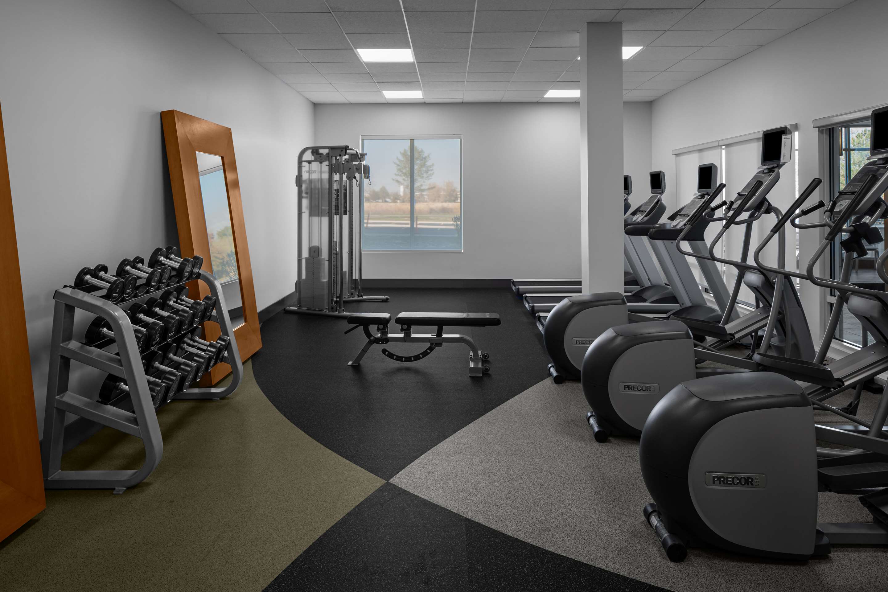 Health club fitness center gym | Hilton Garden Inn Salt Lake City Airport