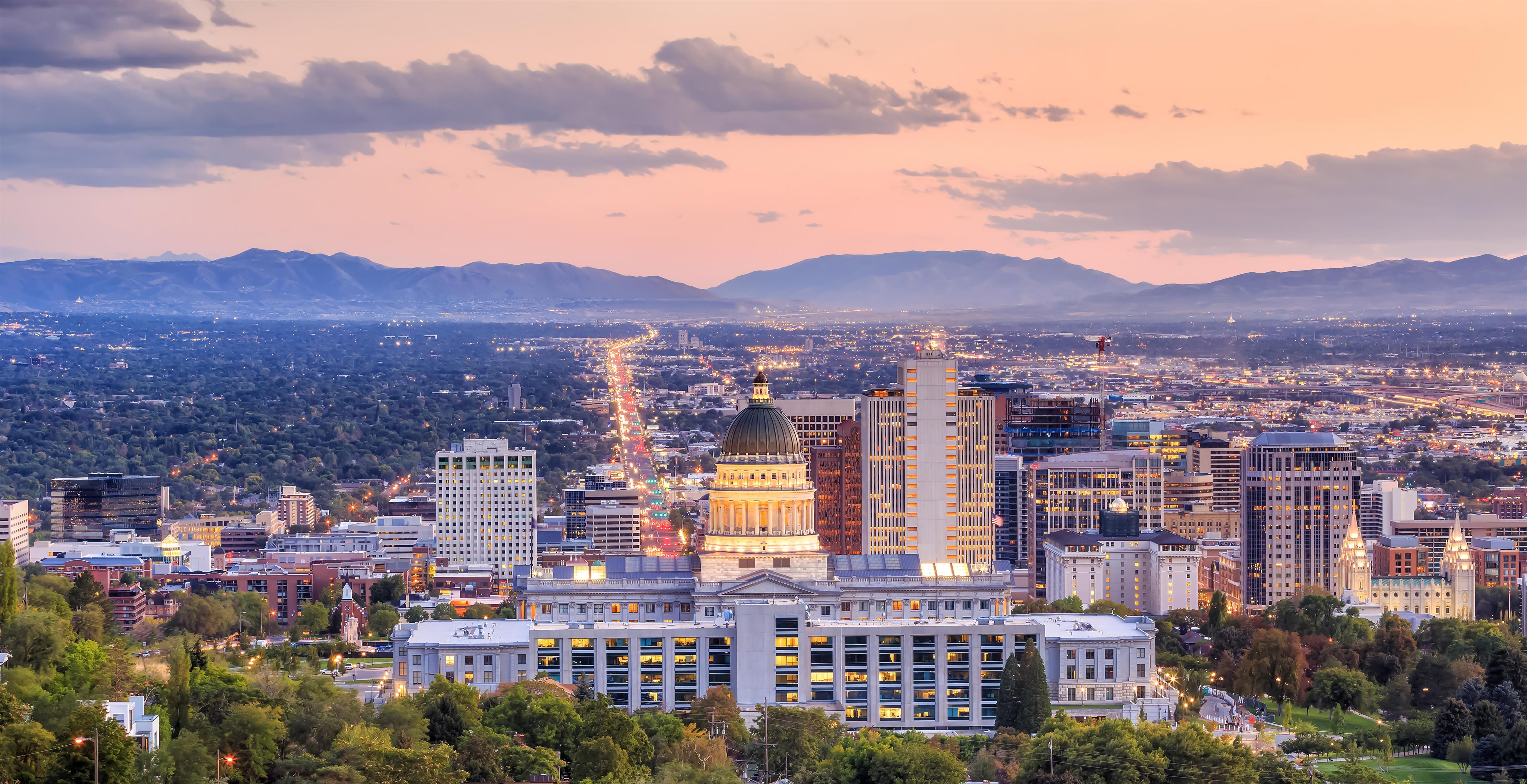 Exterior | Hilton Salt Lake City Center