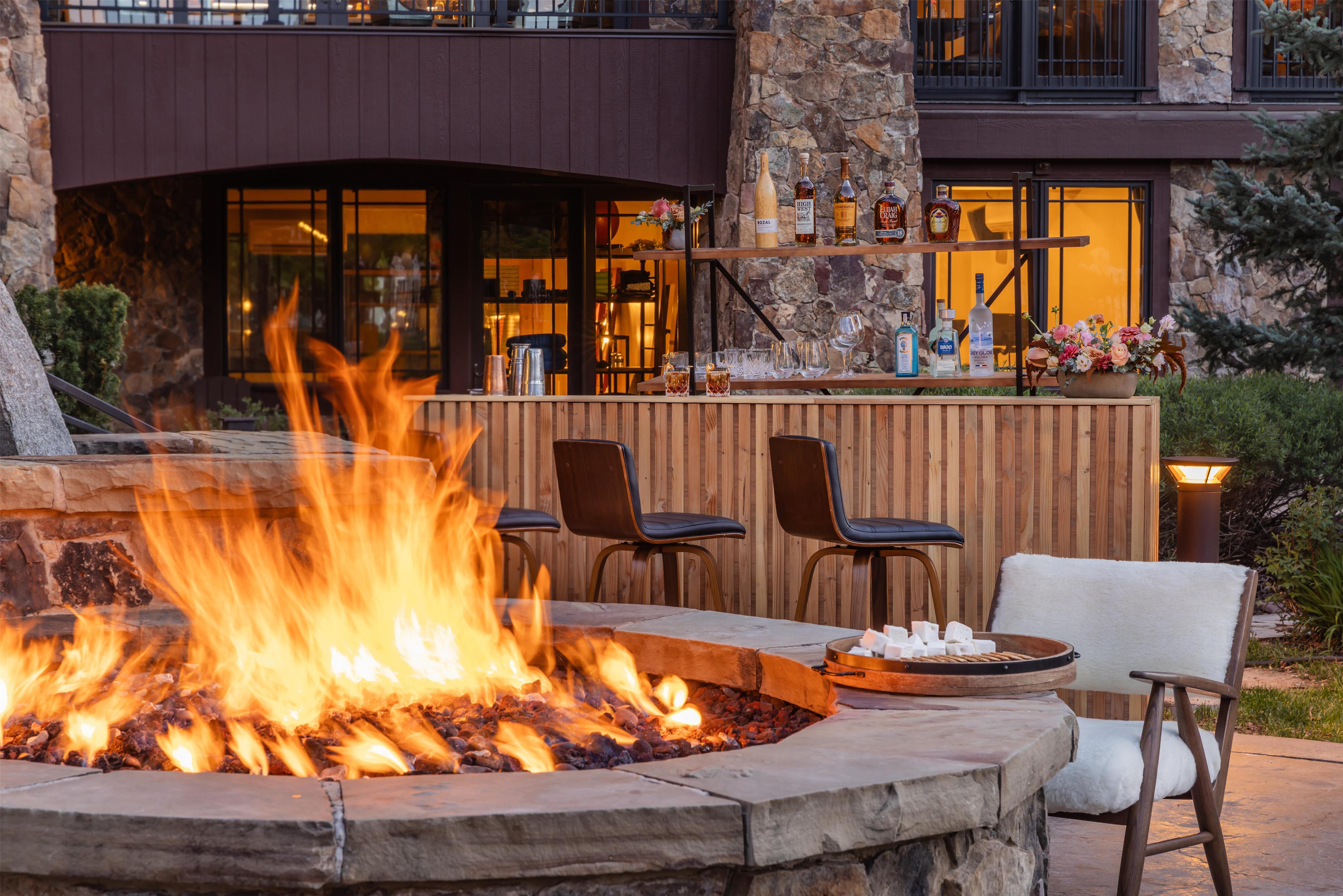BarLounge | Waldorf Astoria Park City