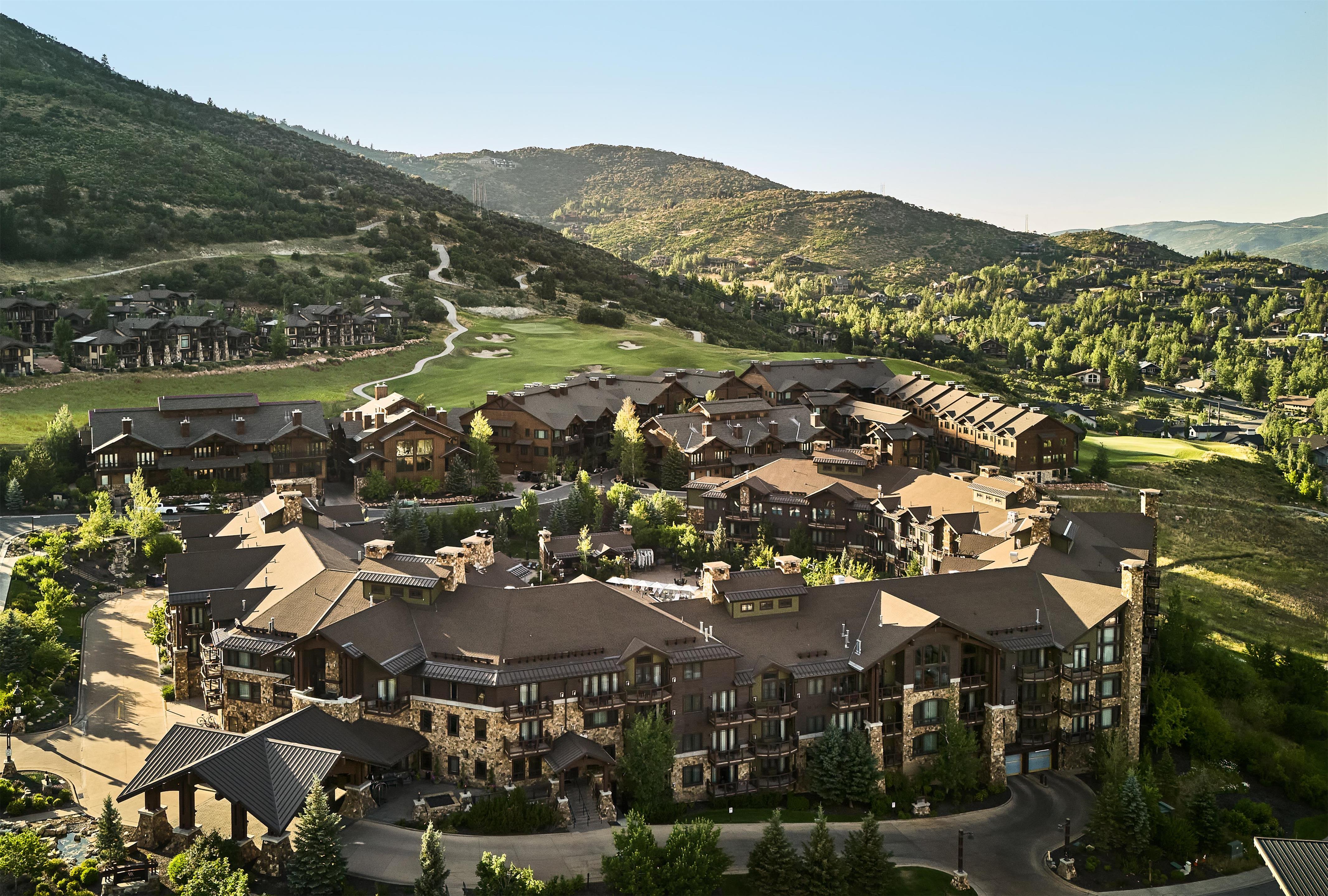 Pool | Waldorf Astoria Park City