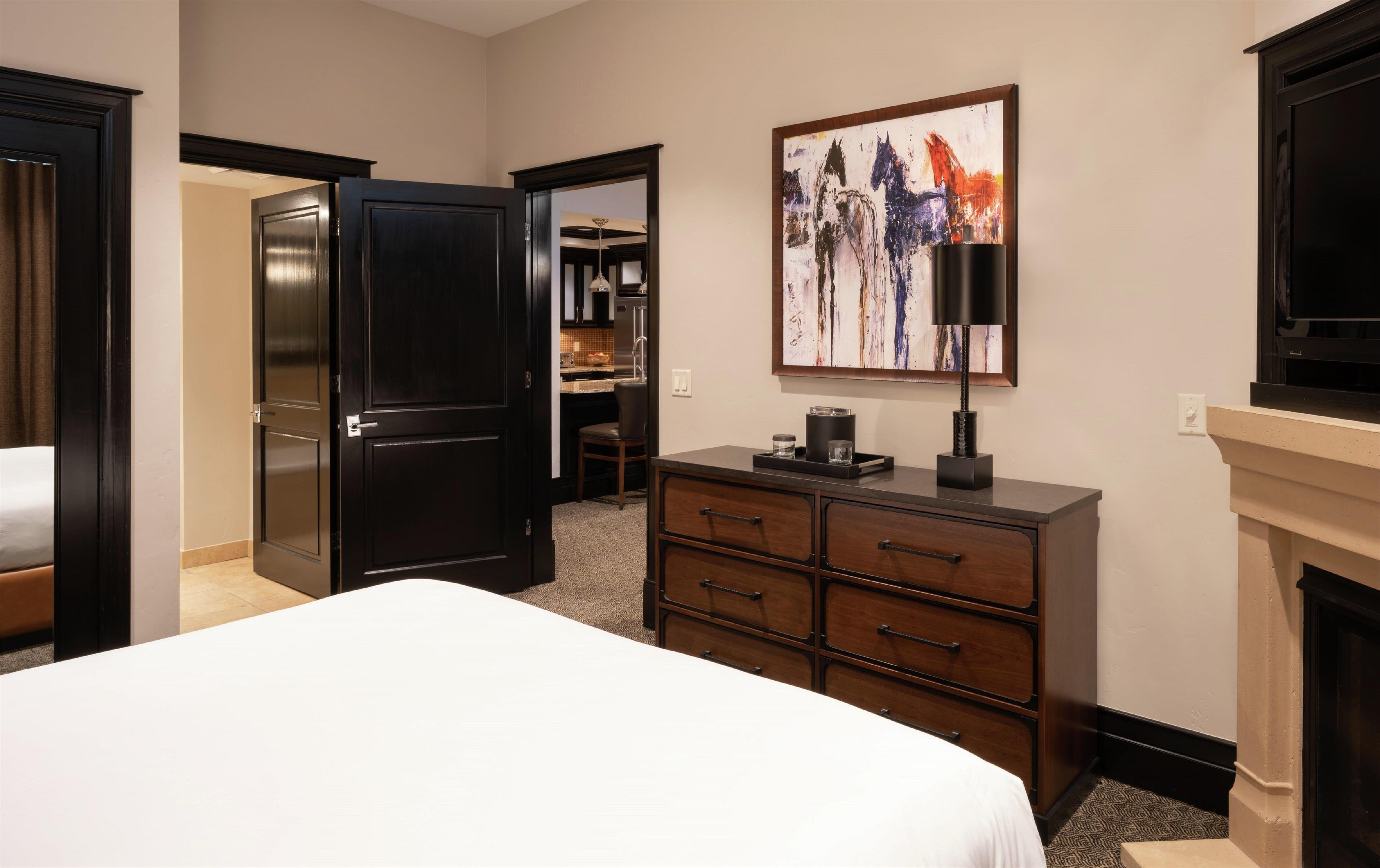 Guest room