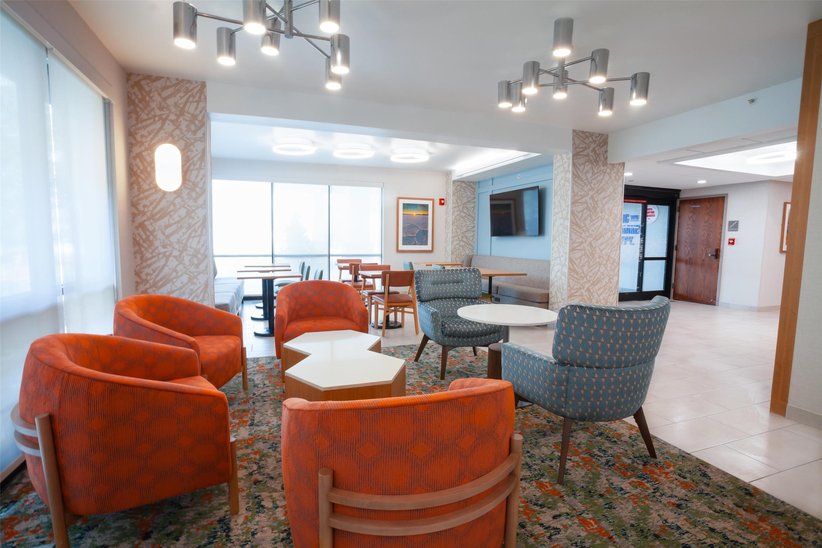 Lobby | Hampton Inn Salt Lake City-North
