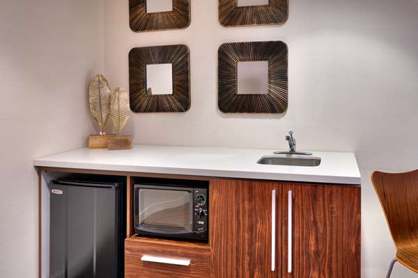  - Hampton Inn Central Salt Lake City