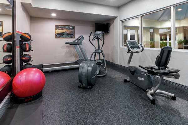 Fitness/ Exercise Room - Hampton Inn Central Salt Lake City