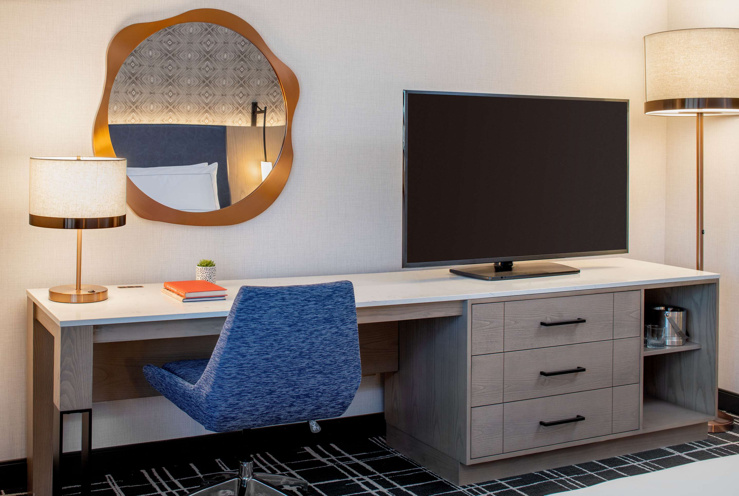 Guest room