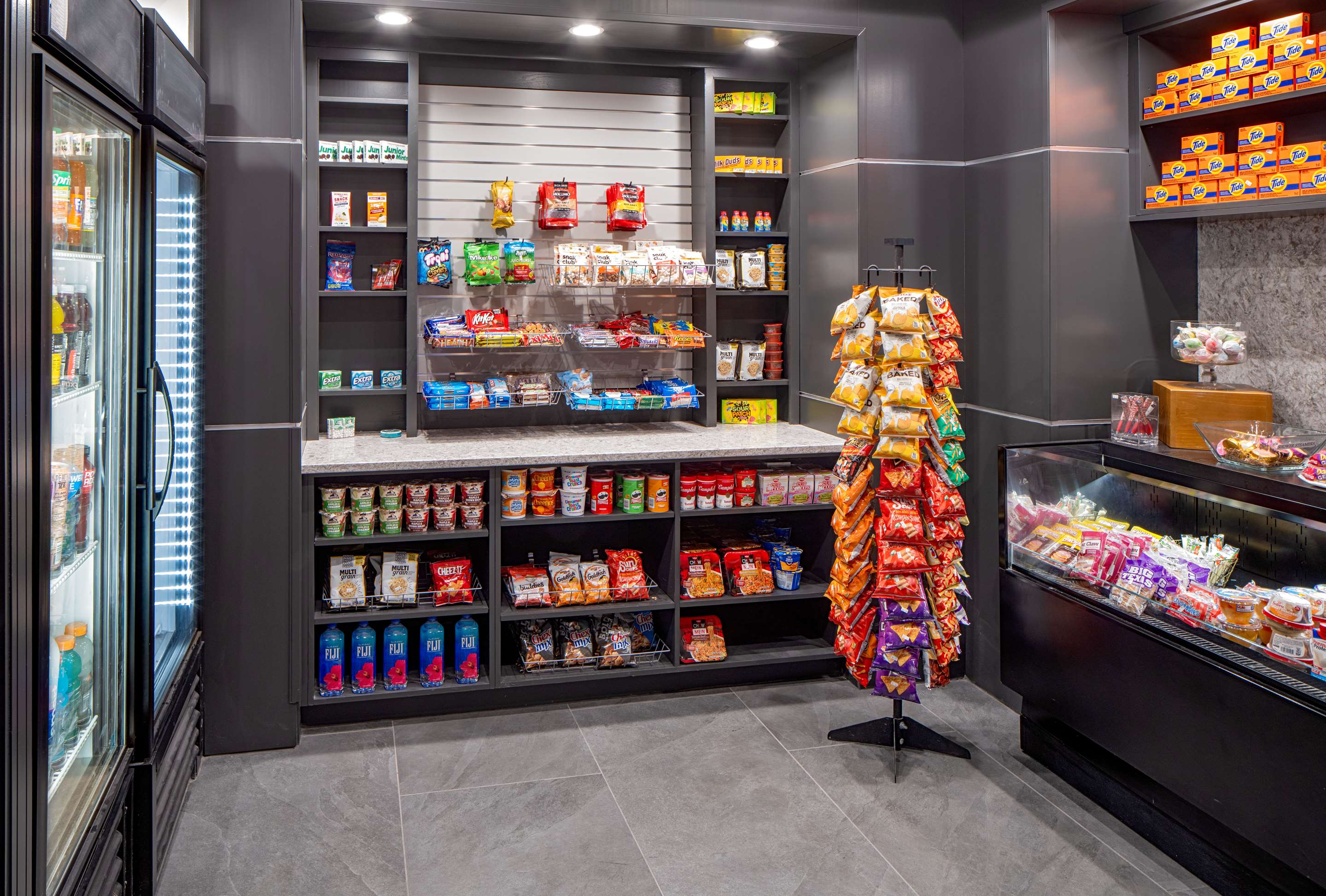 Restaurant | DoubleTree Suites by Hilton Hotel Salt Lake City